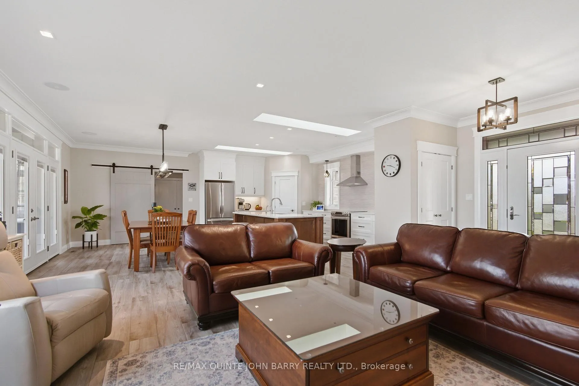 Photo 10 of 1584 County Rd 3, Prince Edward County, Ameliasburg Ward — HOMEH