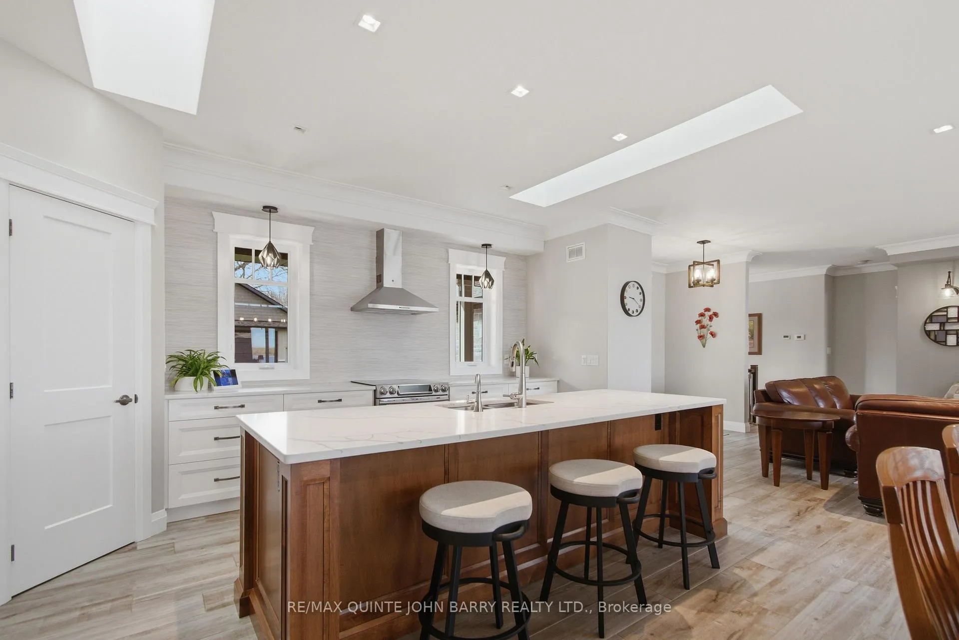 Photo 15 of 1584 County Rd 3, Prince Edward County, Ameliasburg Ward — HOMEH