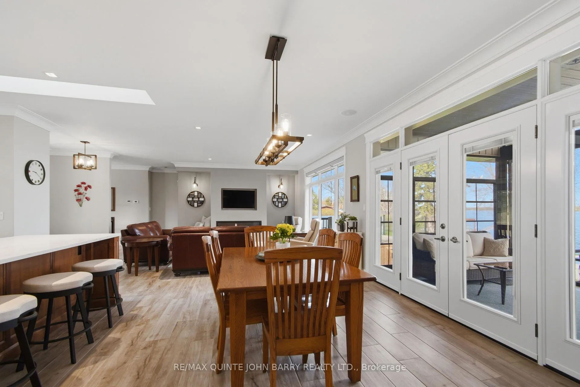 Photo 16 of 1584 County Rd 3, Prince Edward County, Ameliasburg Ward — HOMEH