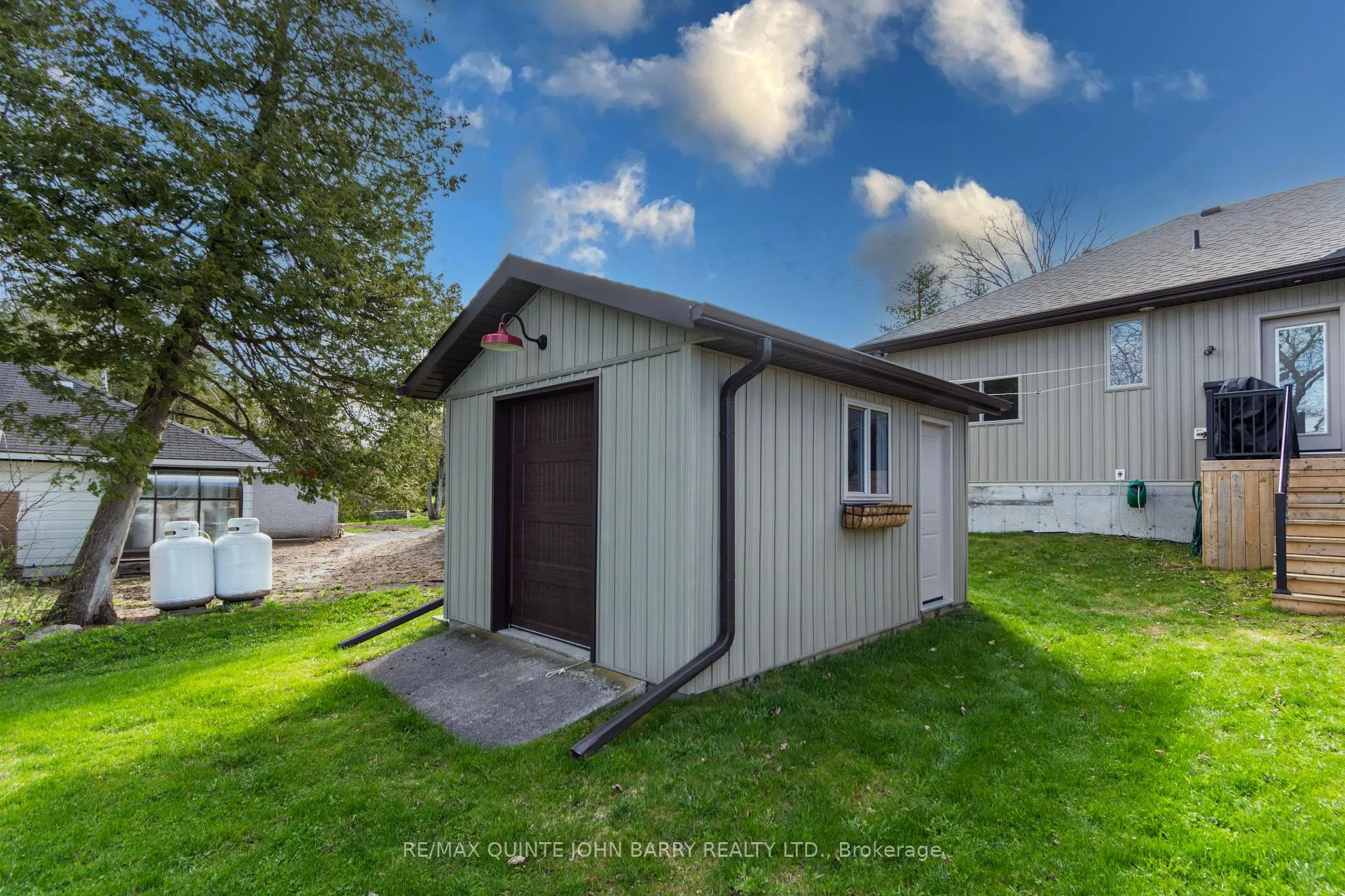 Photo 41 of 1584 County Rd 3, Prince Edward County, Ameliasburg Ward — HOMEH