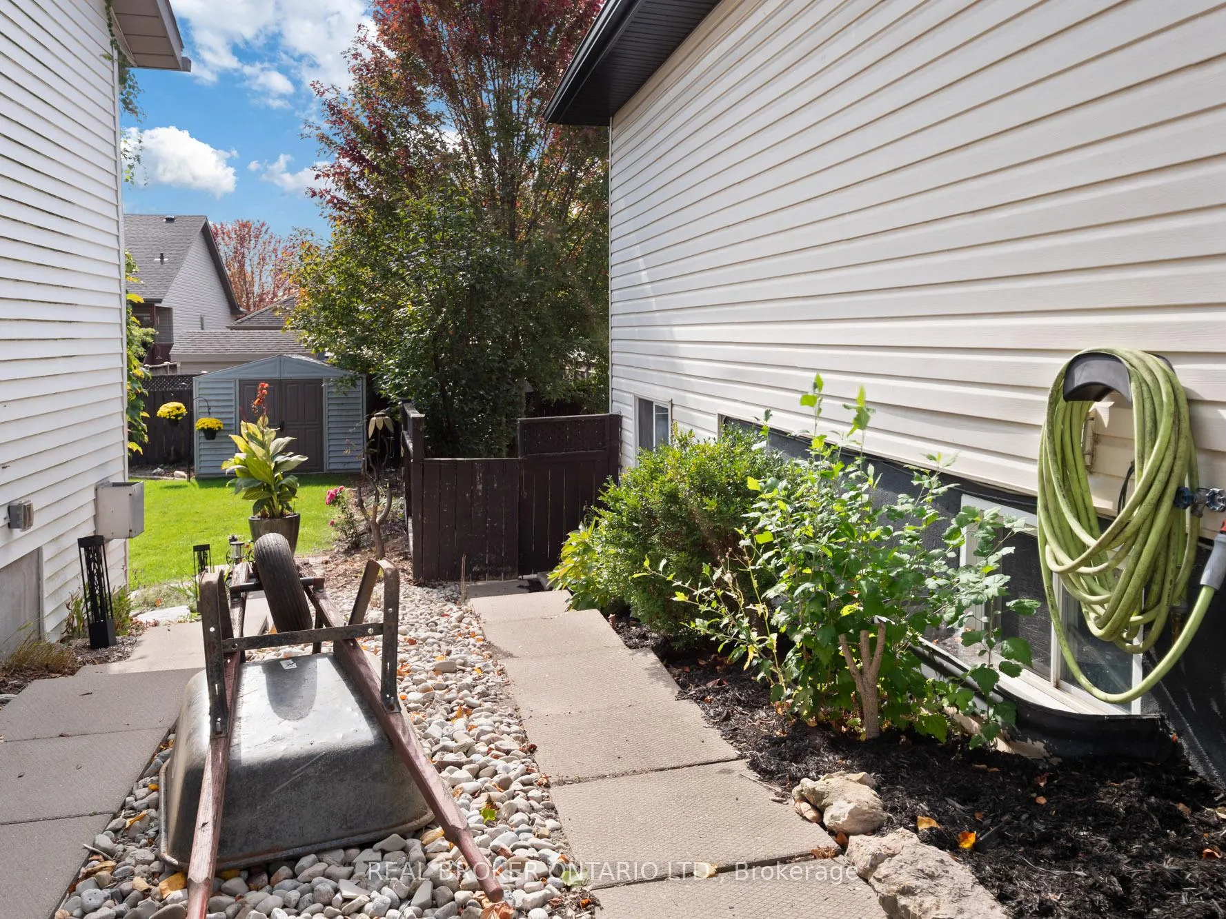 Photo 38 of 105 Calla Terrace, Welland, Prince Charles — HOMEH