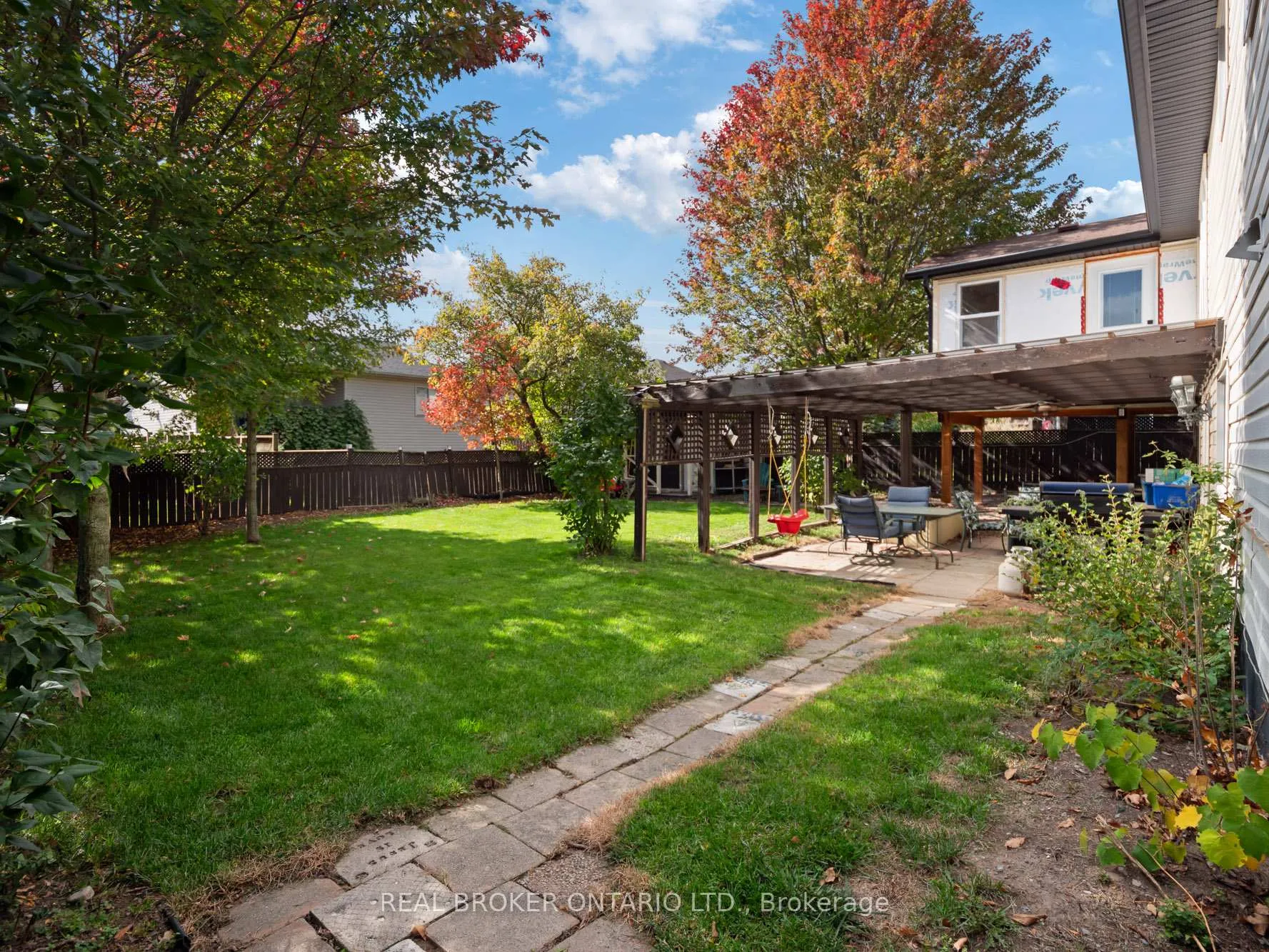Photo 39 of 105 Calla Terrace, Welland, Prince Charles — HOMEH