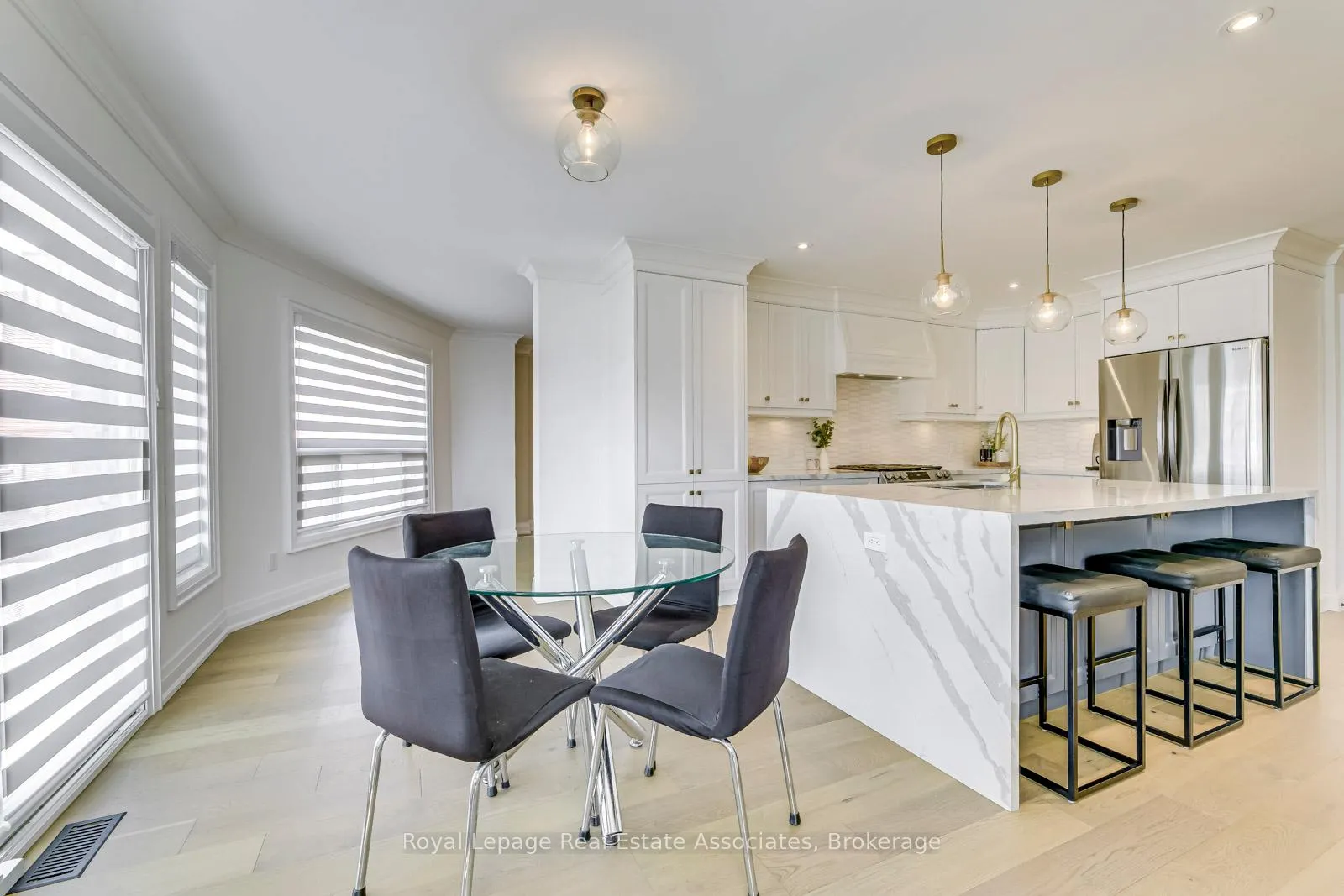 Photo 5 of 74 O'hara Place, Brampton, Fletcher's Creek South — HOMEH