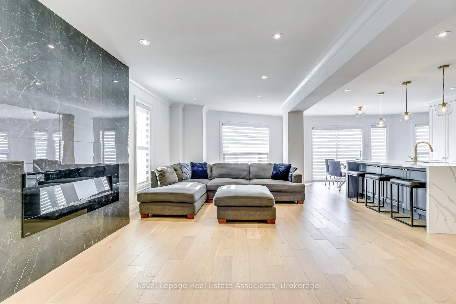 Photo 8 of 74 O'hara Place, Brampton, Fletcher's Creek South — HOMEH
