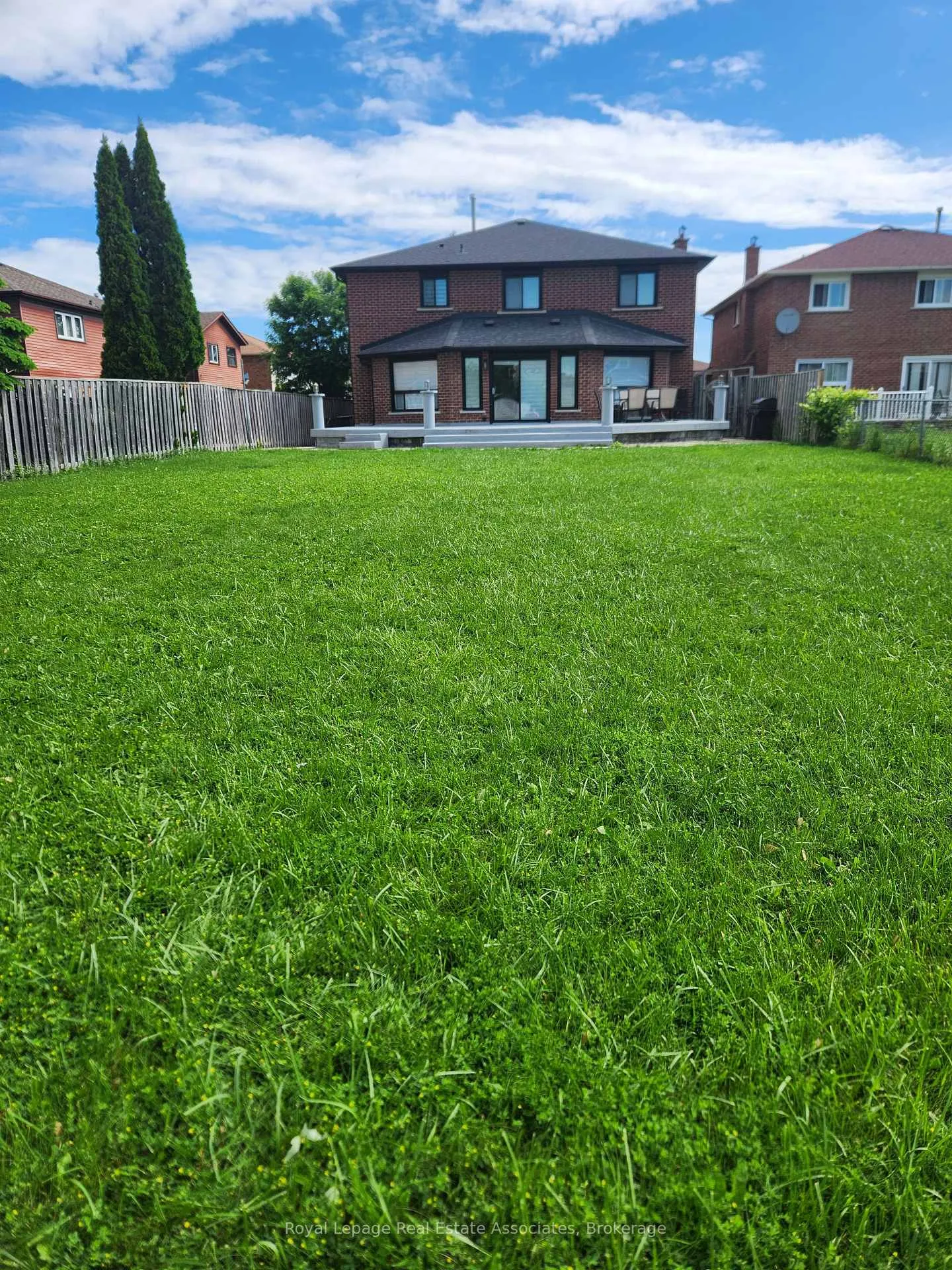 Photo 32 of 74 O'hara Place, Brampton, Fletcher's Creek South — HOMEH
