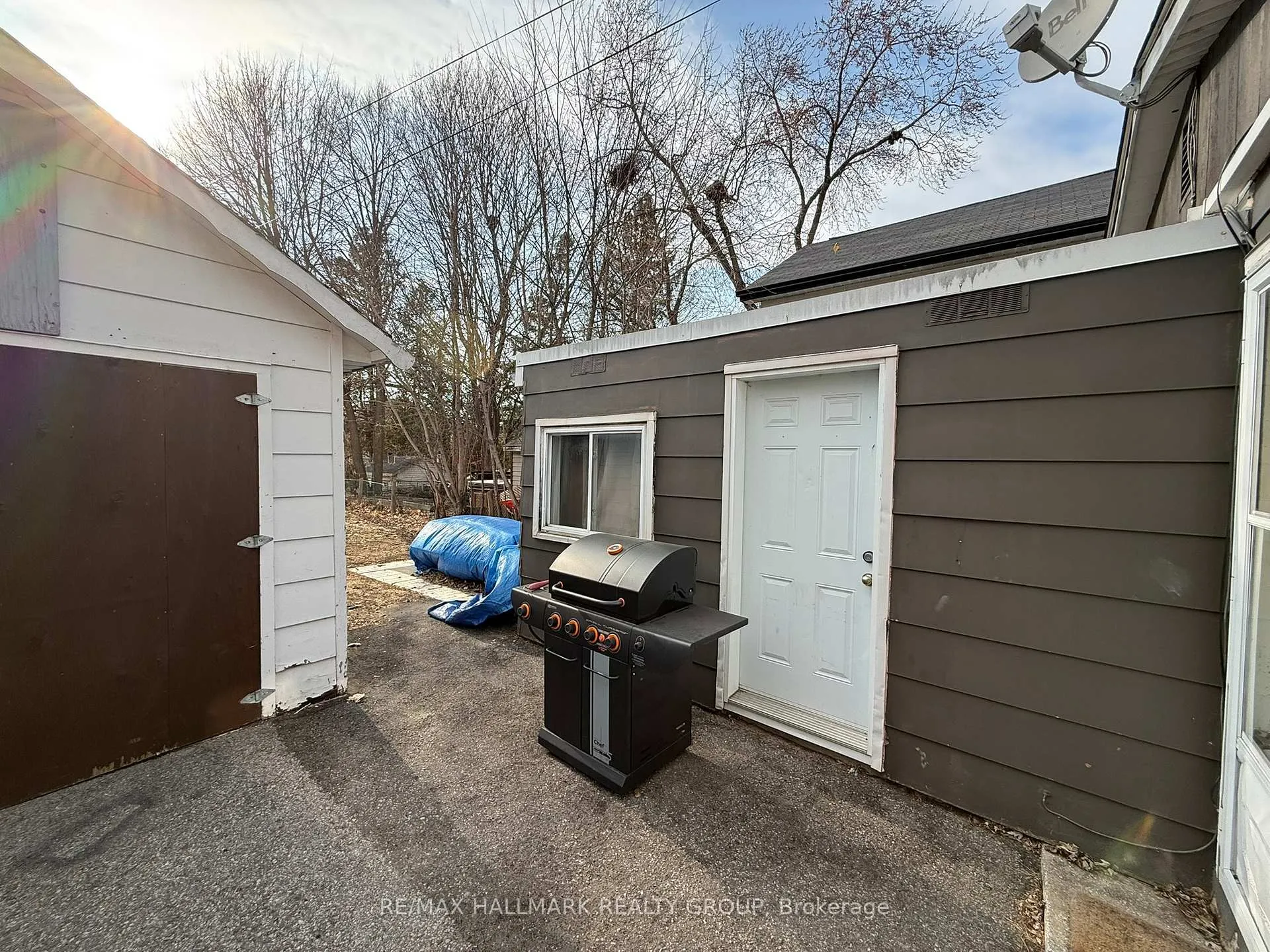 Photo 2 of 538 Broadhead Avenue, Ottawa, Westboro/Hampton Park — HOMEH