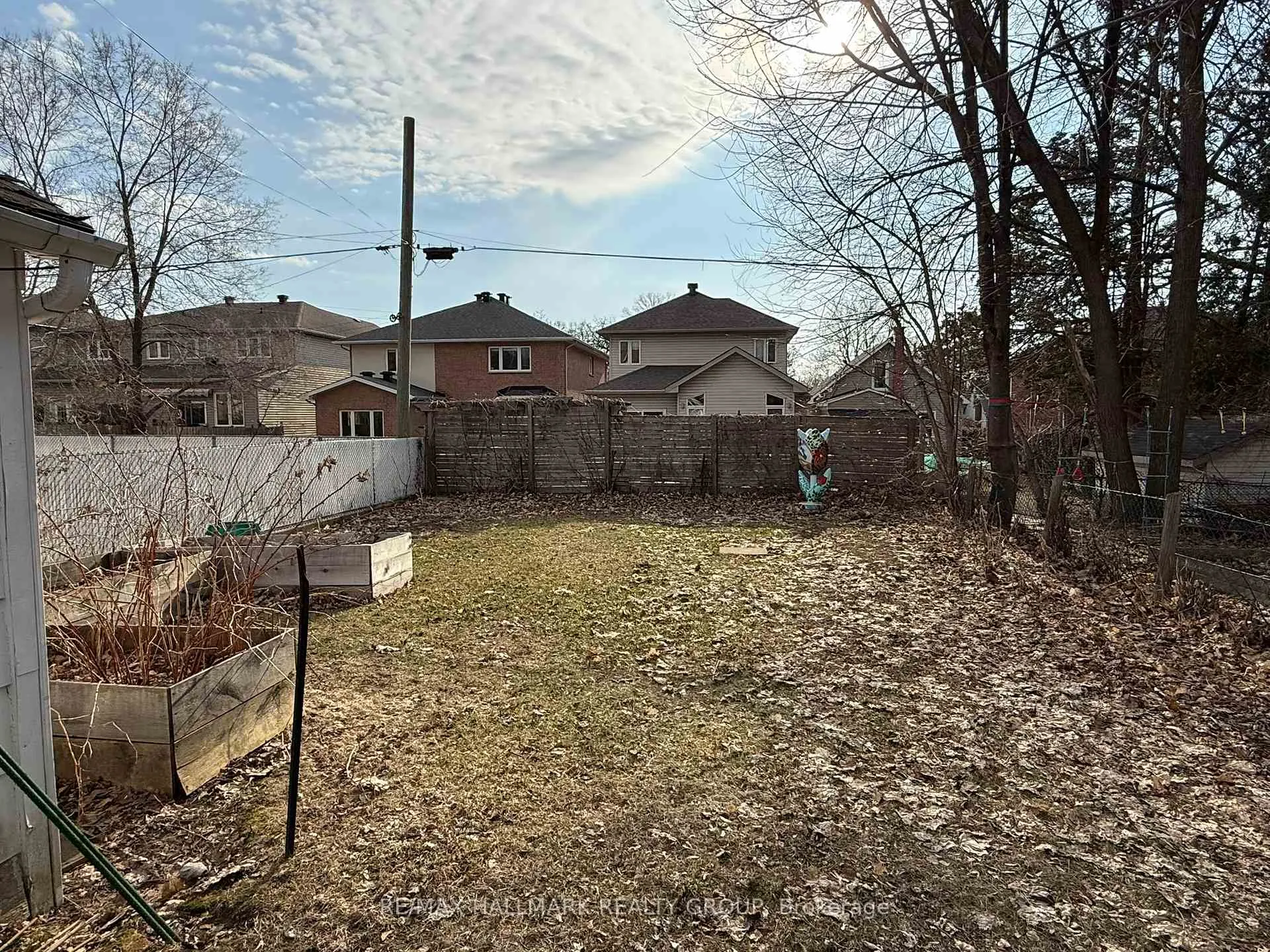 Photo 4 of 538 Broadhead Avenue, Ottawa, Westboro/Hampton Park — HOMEH