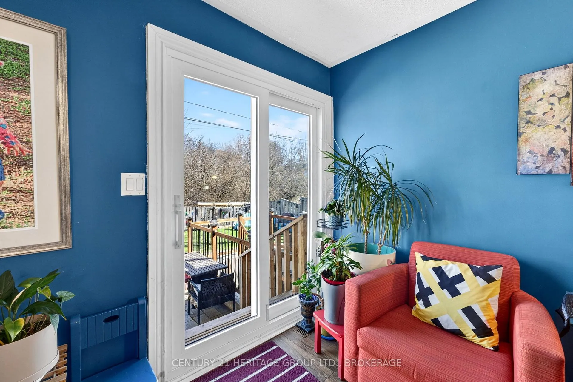 Photo 10 of 3 Keates Place, Kingston, Rideau — HOMEH