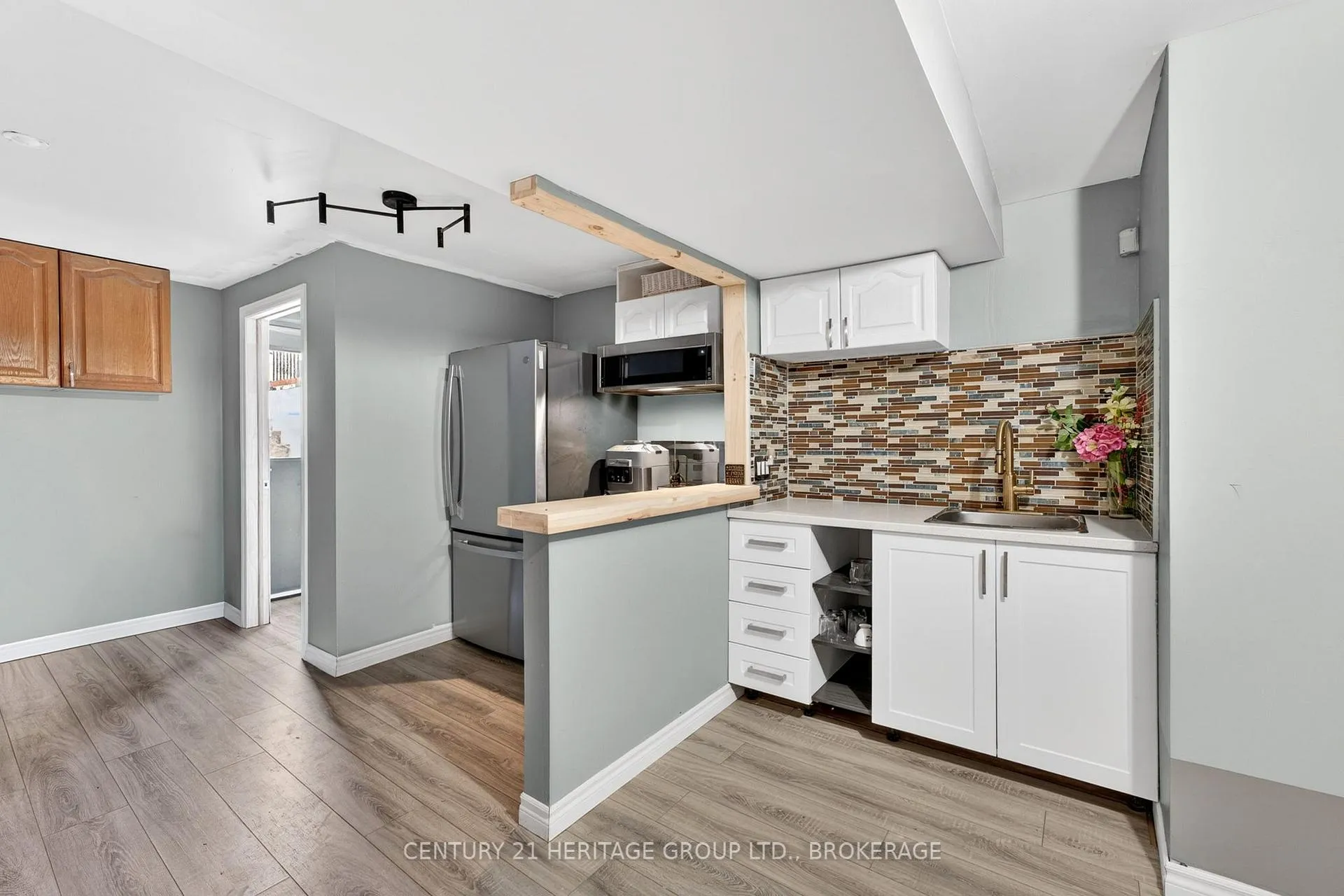 Photo 32 of 3 Keates Place, Kingston, Rideau — HOMEH