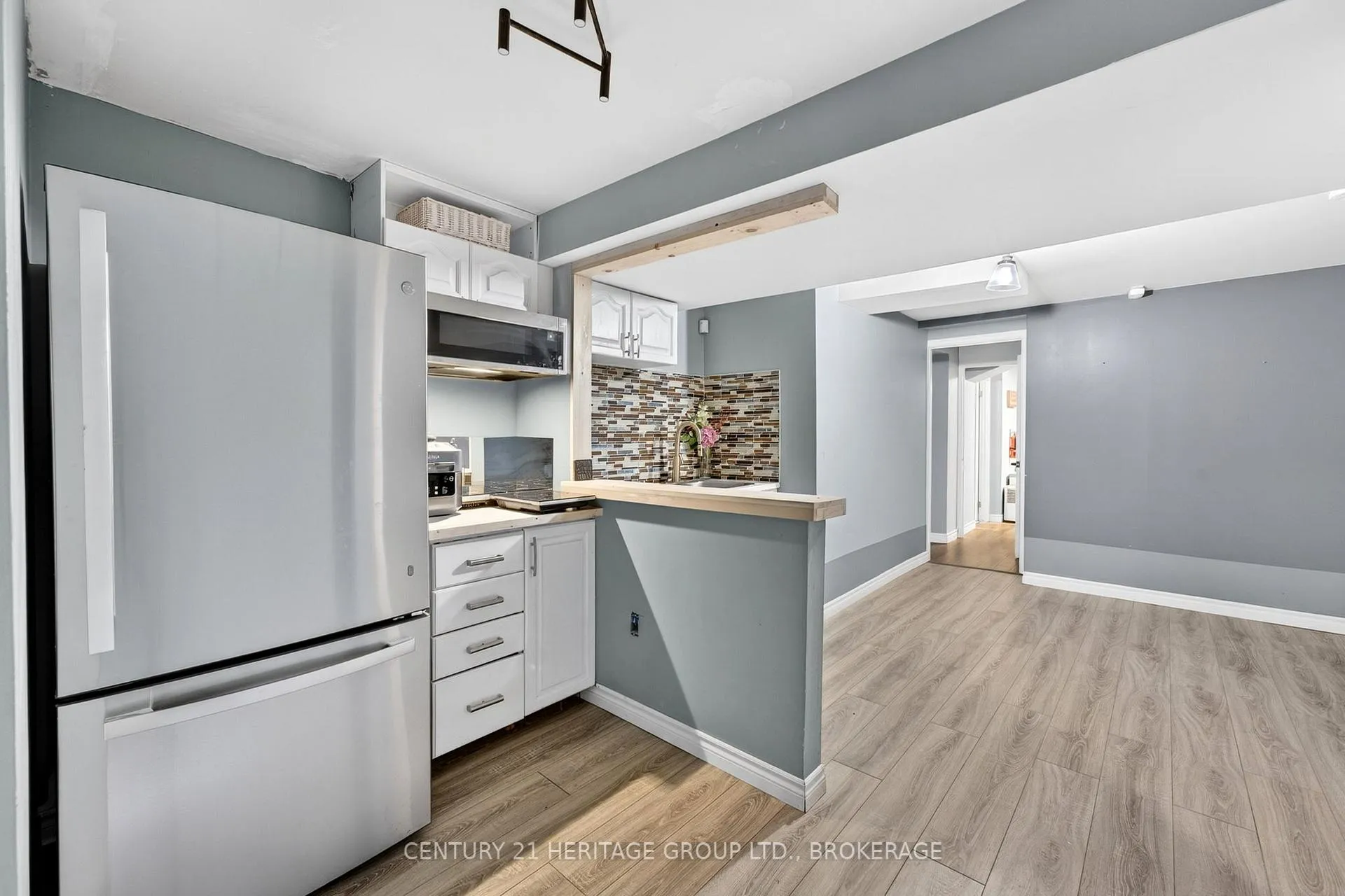 Photo 33 of 3 Keates Place, Kingston, Rideau — HOMEH