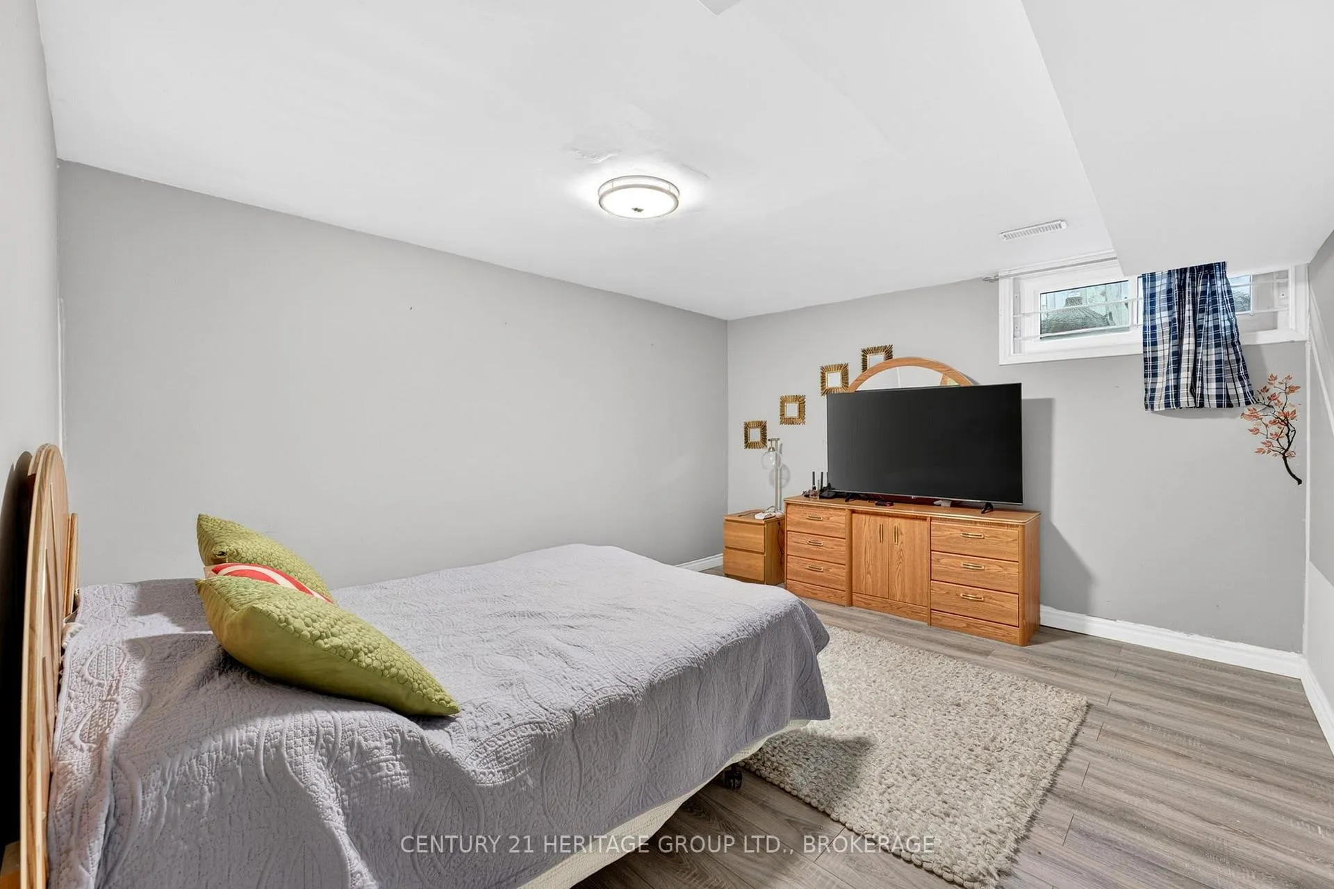 Photo 37 of 3 Keates Place, Kingston, Rideau — HOMEH