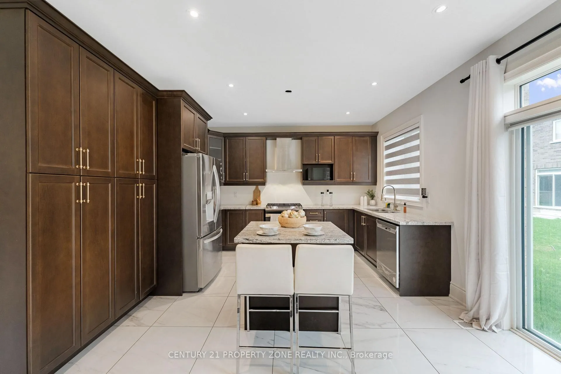 Photo 8 of 104 Clockwork Drive, Brampton, Northwest Brampton — HOMEH