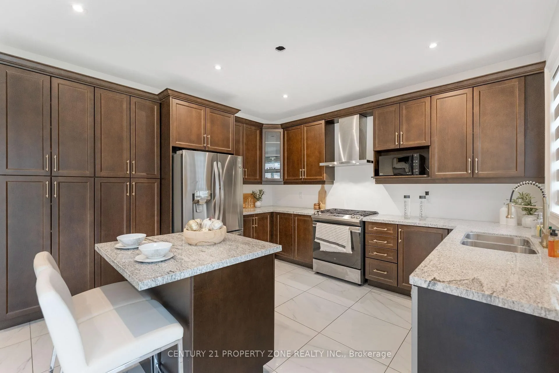 Photo 9 of 104 Clockwork Drive, Brampton, Northwest Brampton — HOMEH