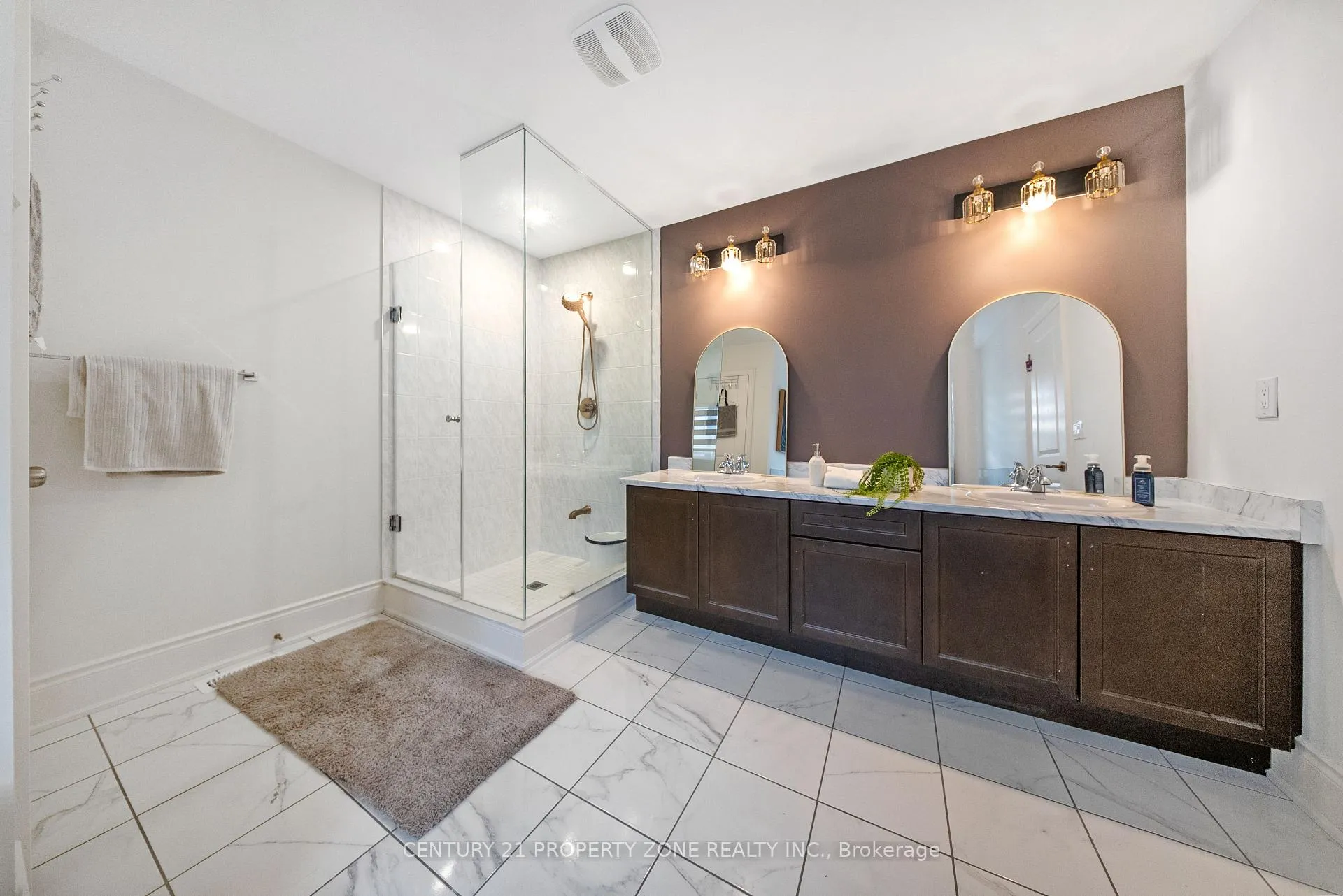 Photo 17 of 104 Clockwork Drive, Brampton, Northwest Brampton — HOMEH