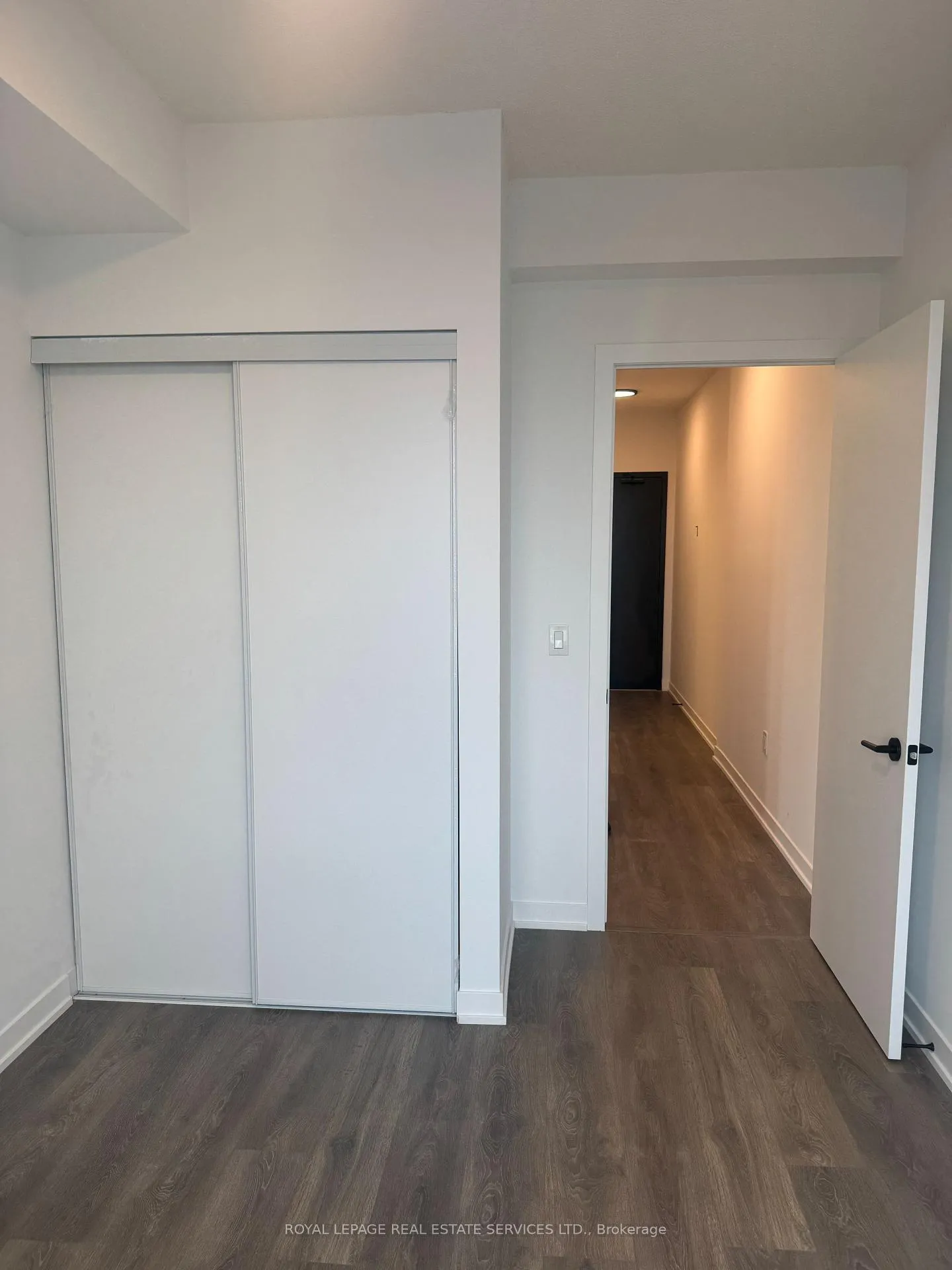 Photo 12 of Unit 703, 4878 Powers Common, Burlington, Alton — HOMEH