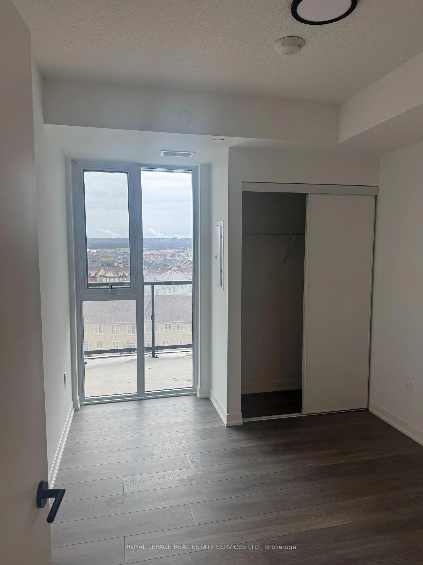 Photo 20 of Unit 703, 4878 Powers Common, Burlington, Alton — HOMEH