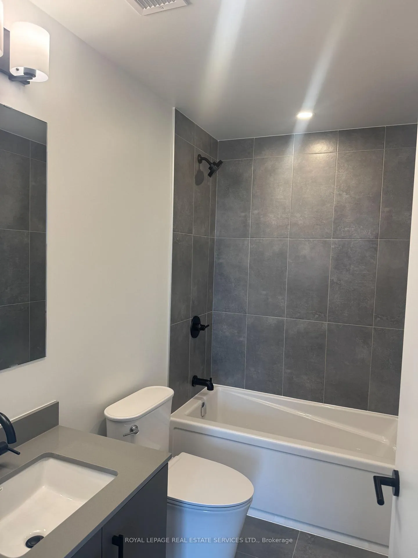 Photo 22 of Unit 703, 4878 Powers Common, Burlington, Alton — HOMEH