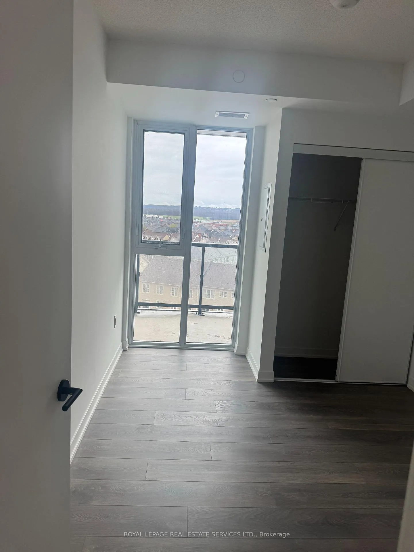 Photo 28 of Unit 703, 4878 Powers Common, Burlington, Alton — HOMEH