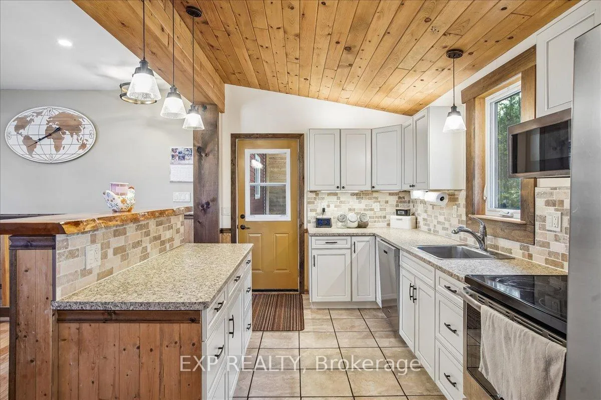 Photo 7 of 125 River Road, Grey Highlands — HOMEH