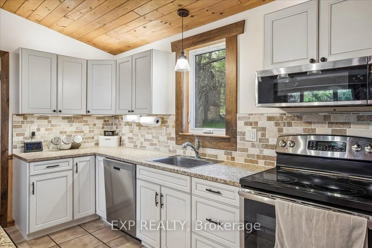Photo 10 of 125 River Road, Grey Highlands — HOMEH