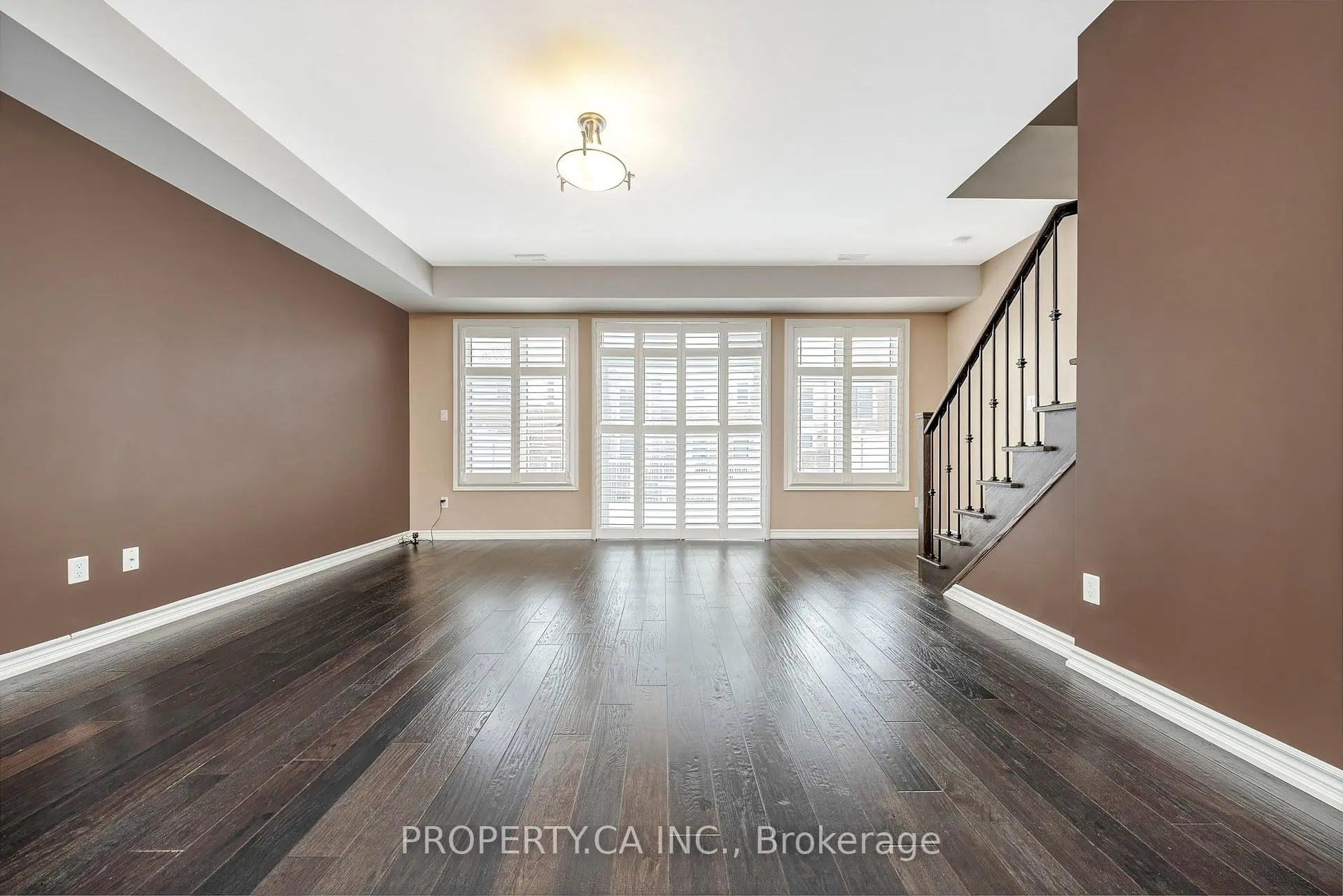 Photo 5 of 1254 Main Street E, Milton, Dempsey — HOMEH