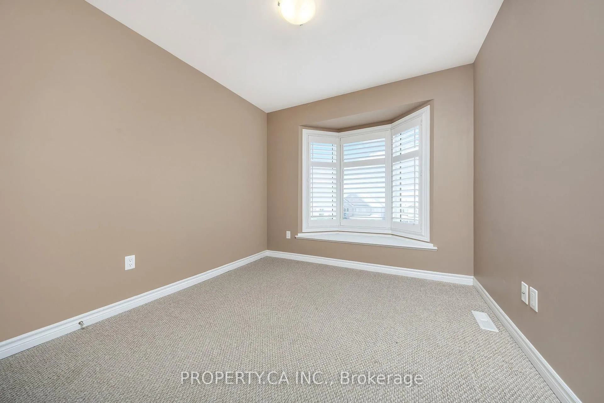 Photo 30 of 1254 Main Street E, Milton, Dempsey — HOMEH