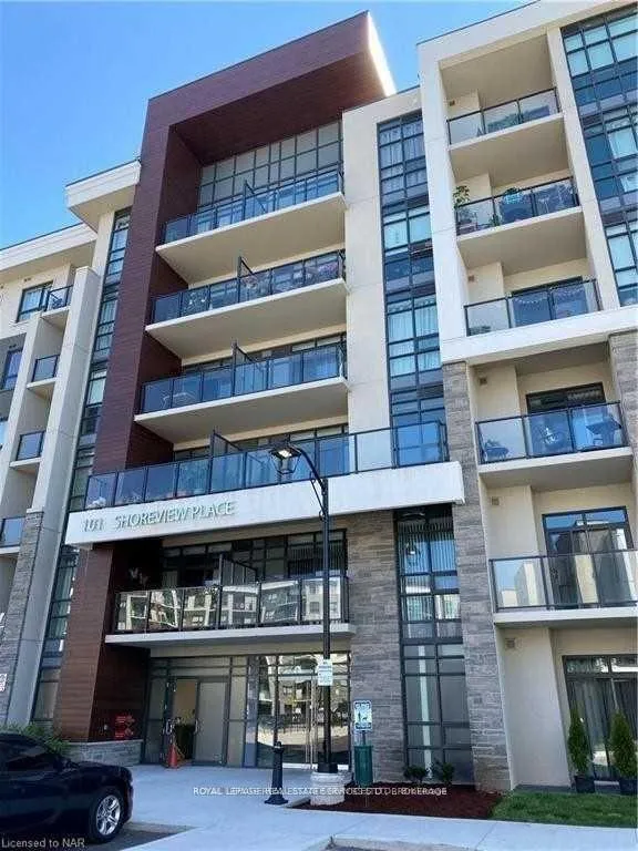 Front of Unit 616, 101 Shoreview Place