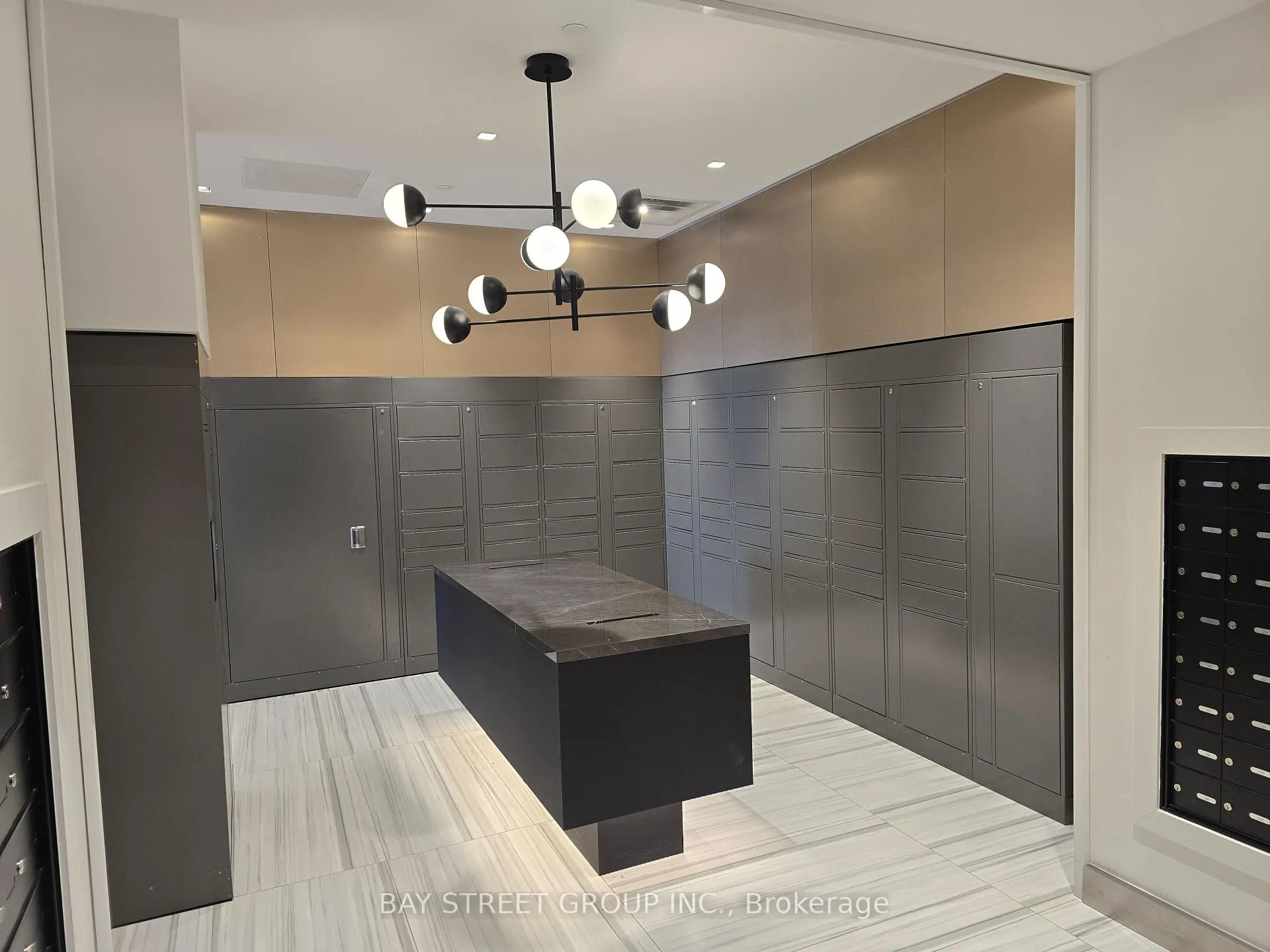 Photo 21 of Unit 723, 38 Water Walk Drive, Markham, Unionville — HOMEH