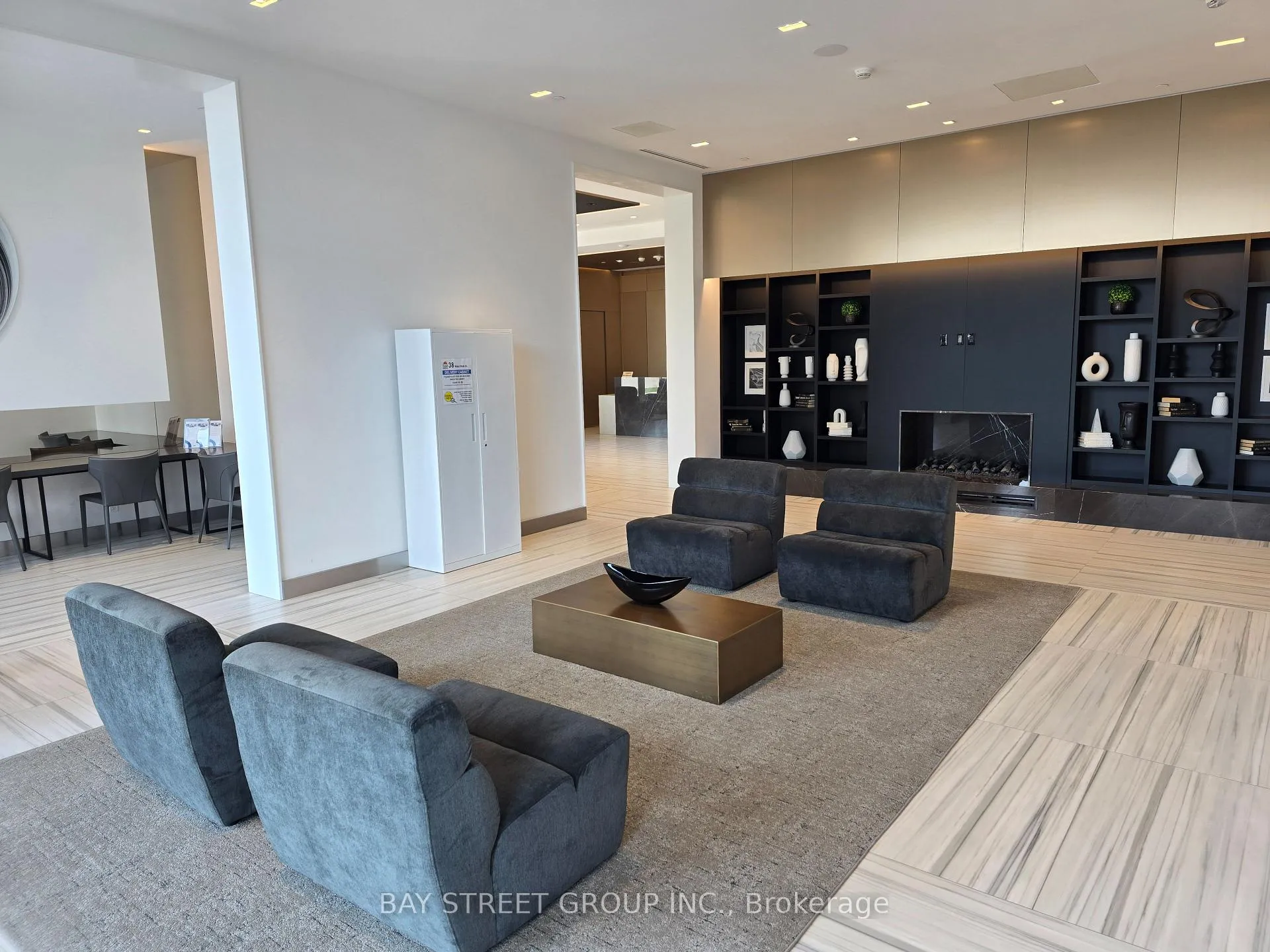 Photo 23 of Unit 723, 38 Water Walk Drive, Markham, Unionville — HOMEH