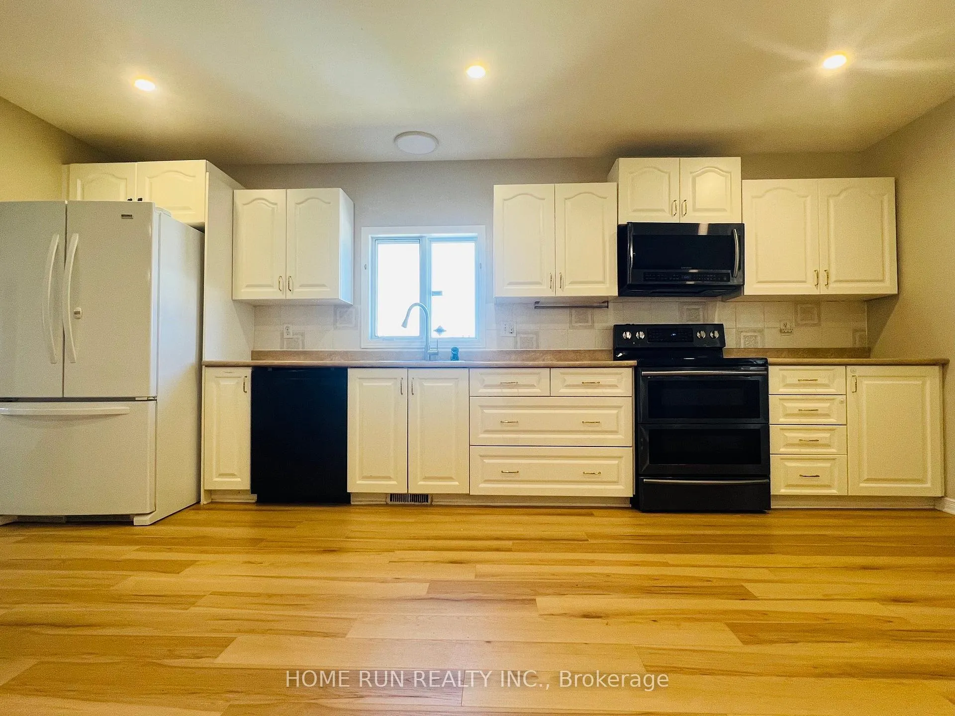 Photo 10 of 1 West Ridge Drive, Ottawa, Stittsville (Central) — HOMEH
