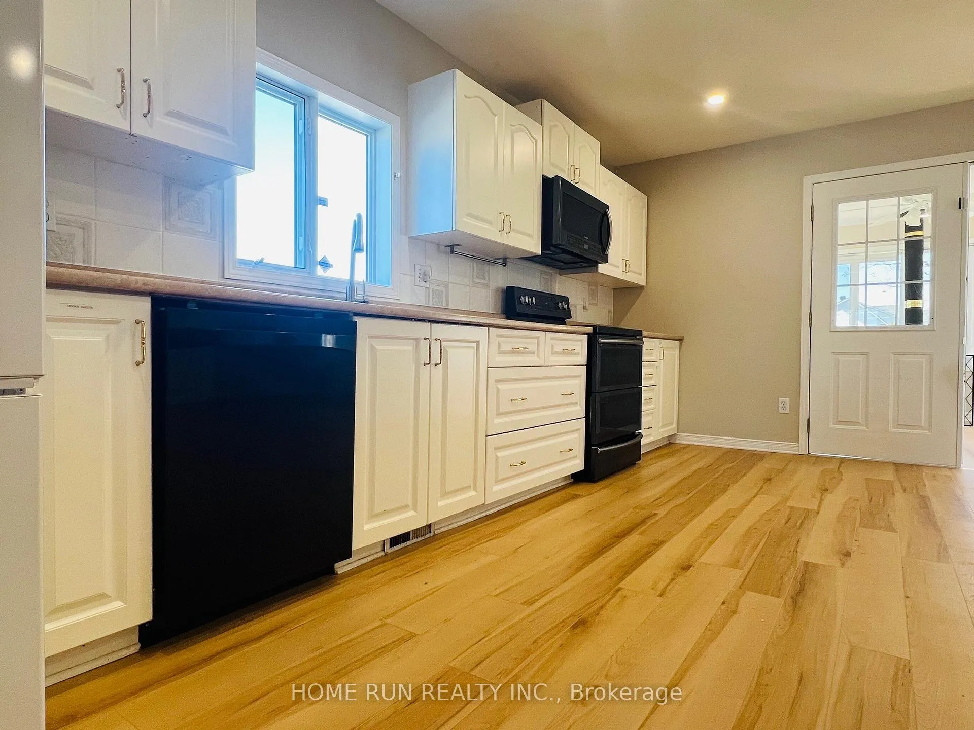 Photo 12 of 1 West Ridge Drive, Ottawa, Stittsville (Central) — HOMEH