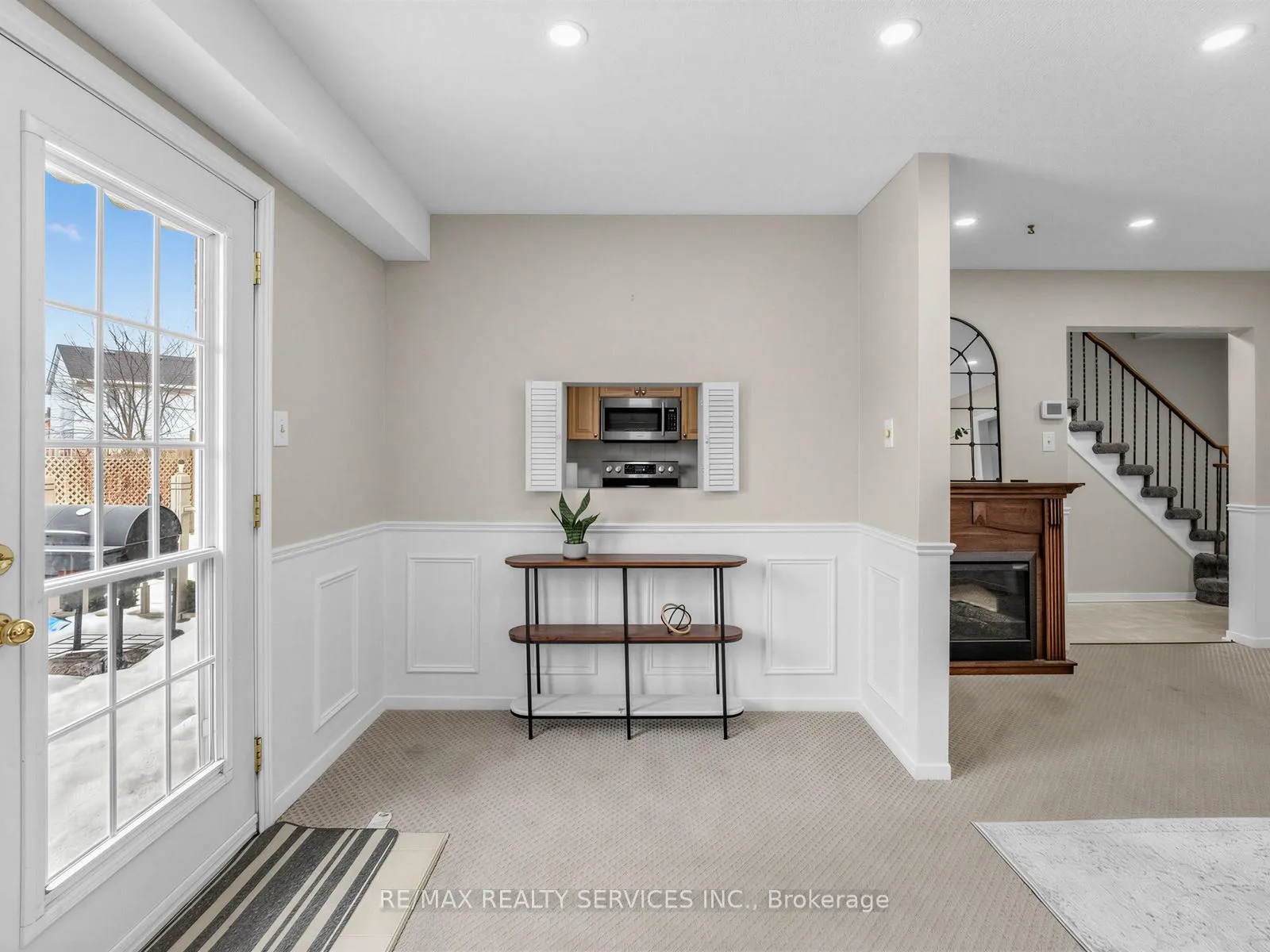 Photo 10 of 32 Helios Place, Brampton, Heart Lake West — HOMEH