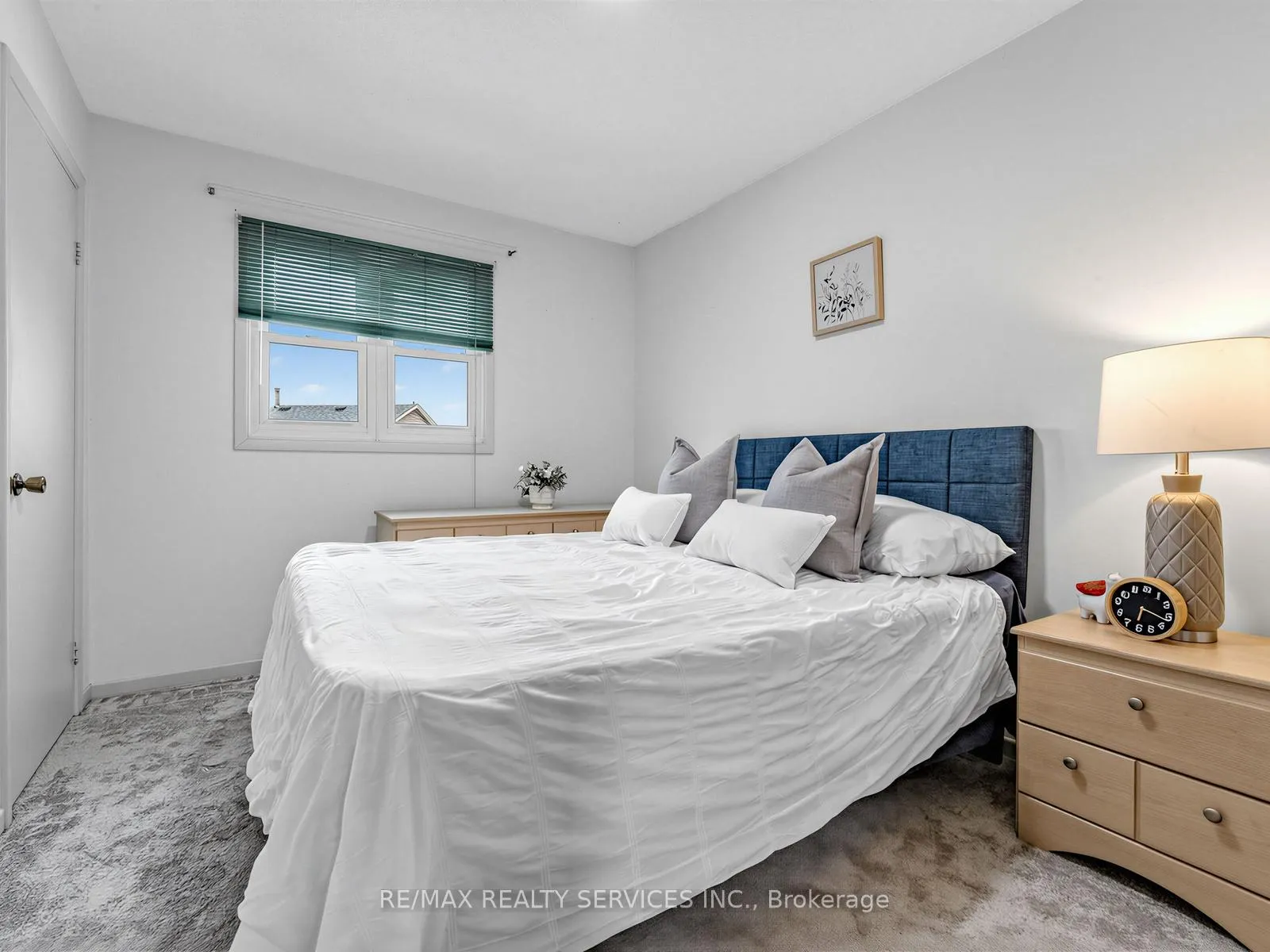 Photo 19 of 32 Helios Place, Brampton, Heart Lake West — HOMEH