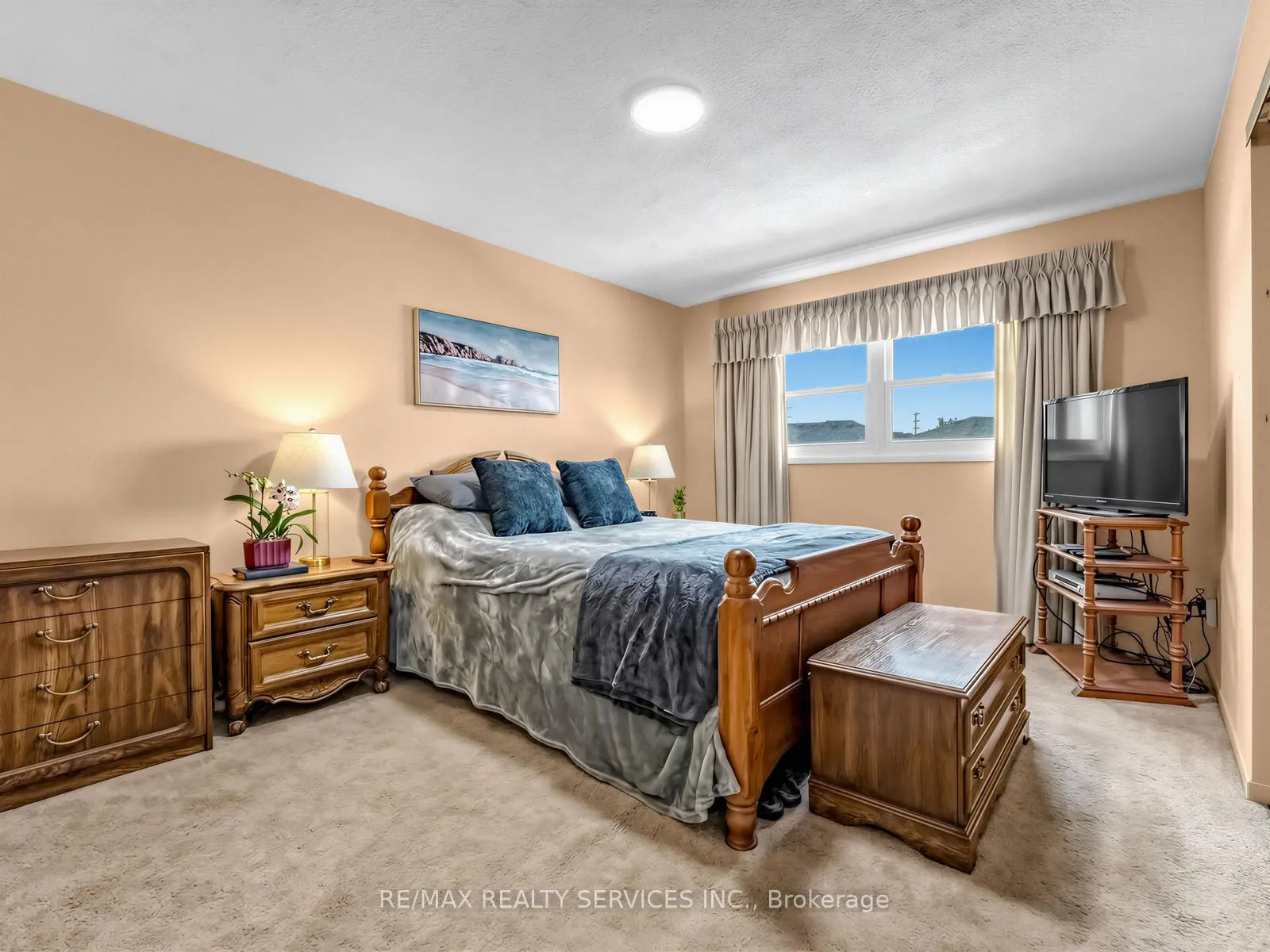 Photo 20 of 32 Helios Place, Brampton, Heart Lake West — HOMEH
