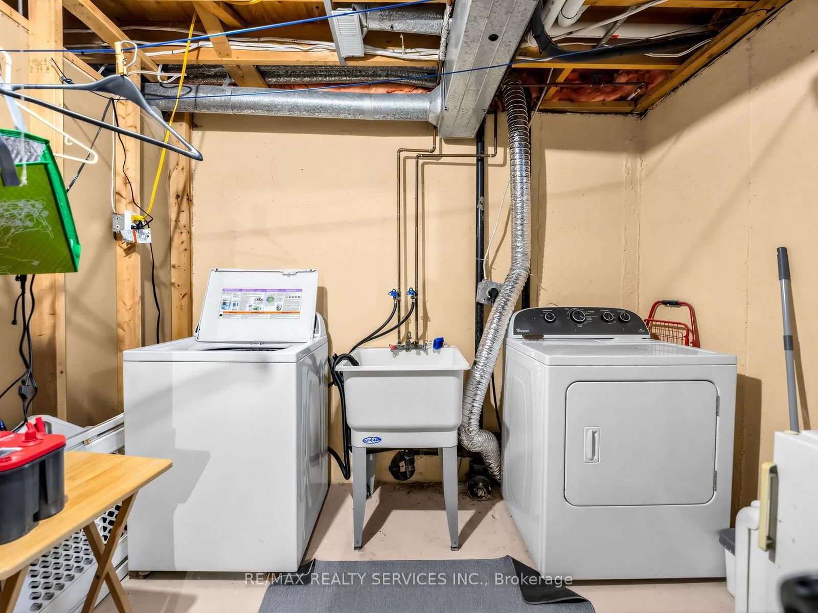 Photo 29 of 32 Helios Place, Brampton, Heart Lake West — HOMEH