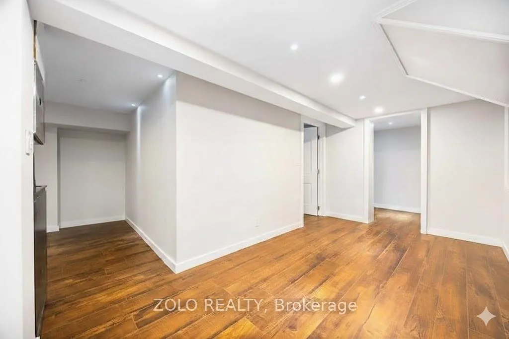 Photo 15 of 461 O'connor Drive, Toronto, East York — HOMEH