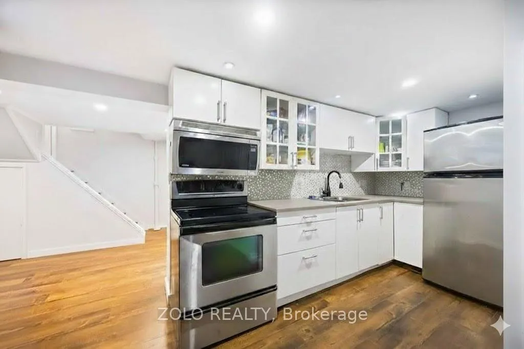 Photo 18 of 461 O'connor Drive, Toronto, East York — HOMEH
