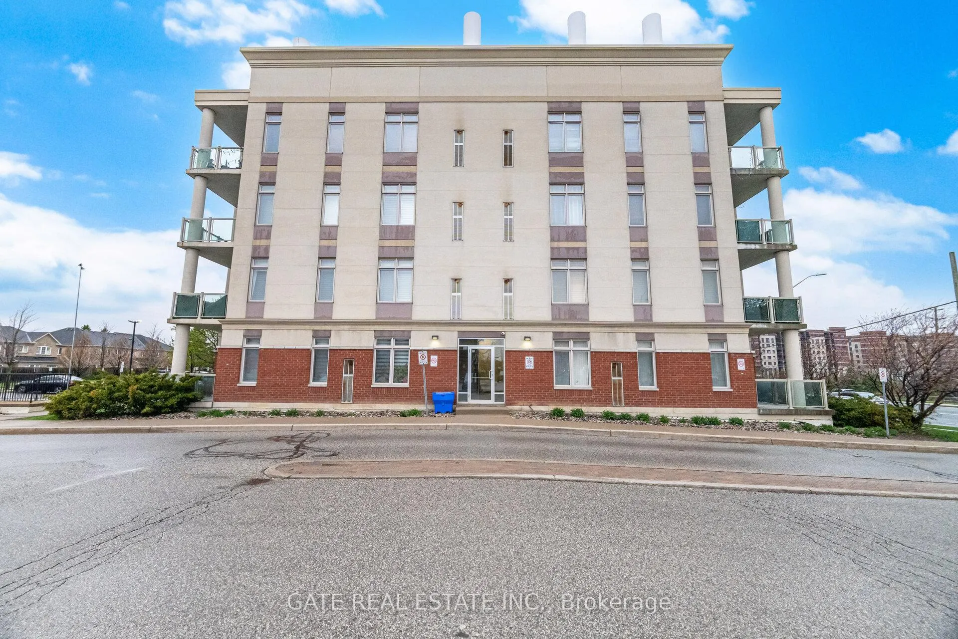 Photo 3 of Unit 104, 7340 Markham Road, Markham, Middlefield — HOMEH