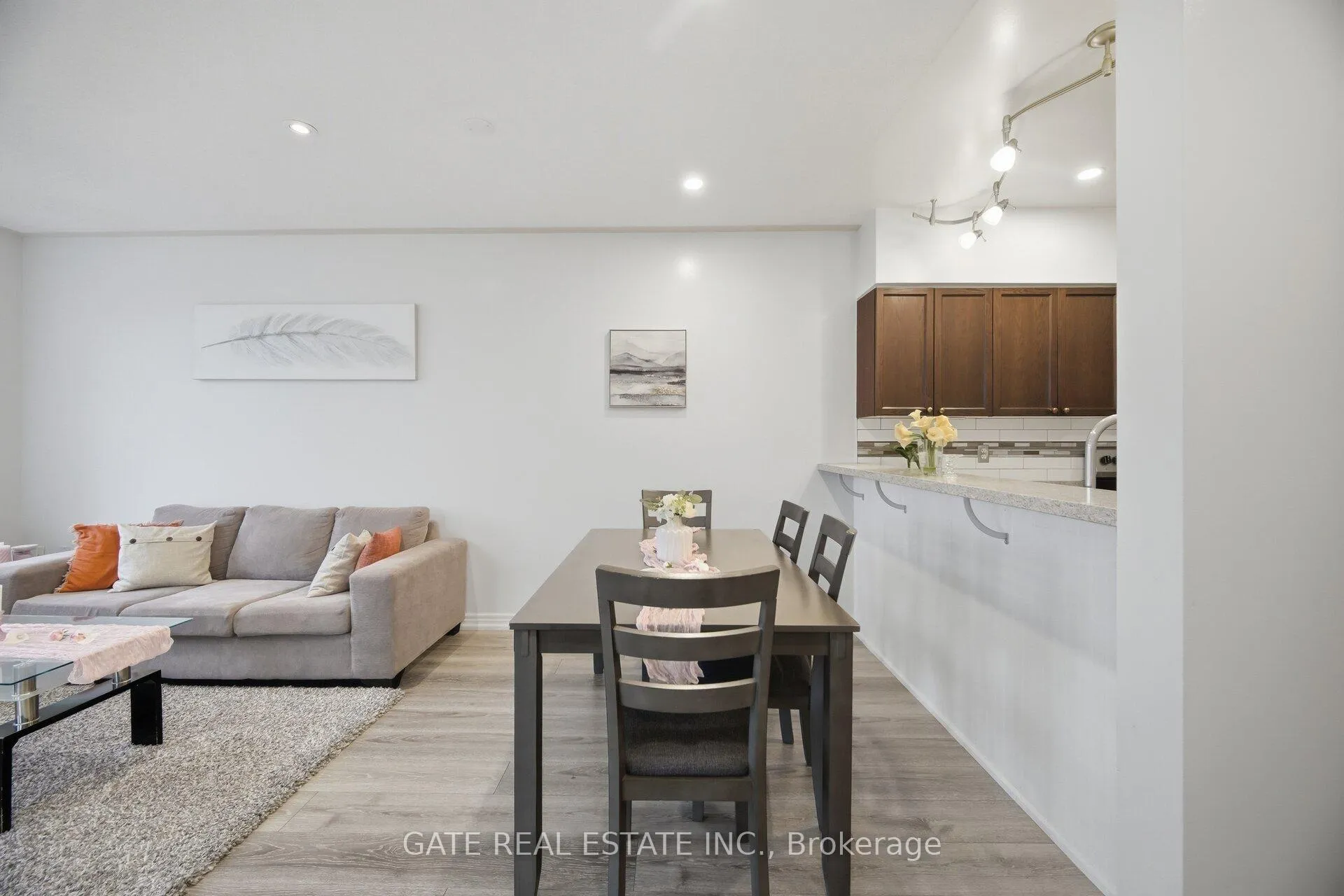 Photo 14 of Unit 104, 7340 Markham Road, Markham, Middlefield — HOMEH