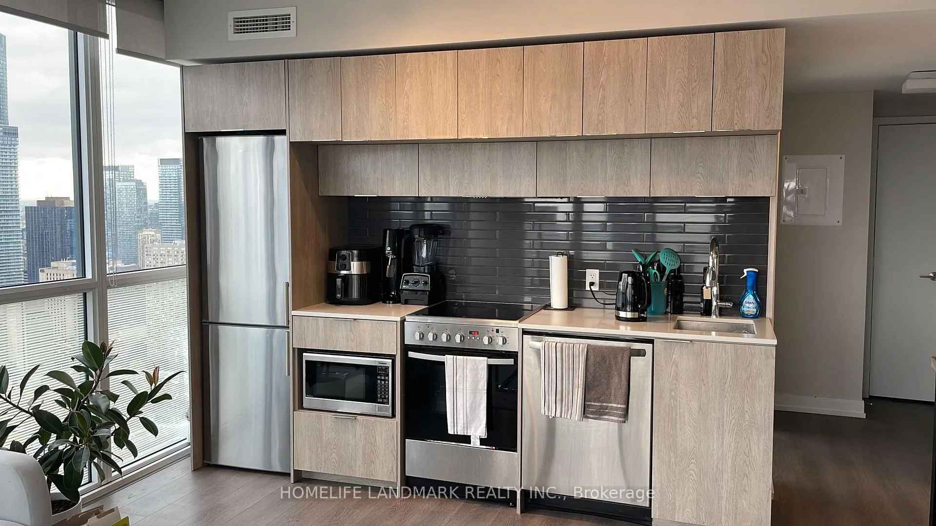 Photo 2 of Unit 5010, 181 Dundas Street E, Toronto, Church-Yonge Corridor — HOMEH