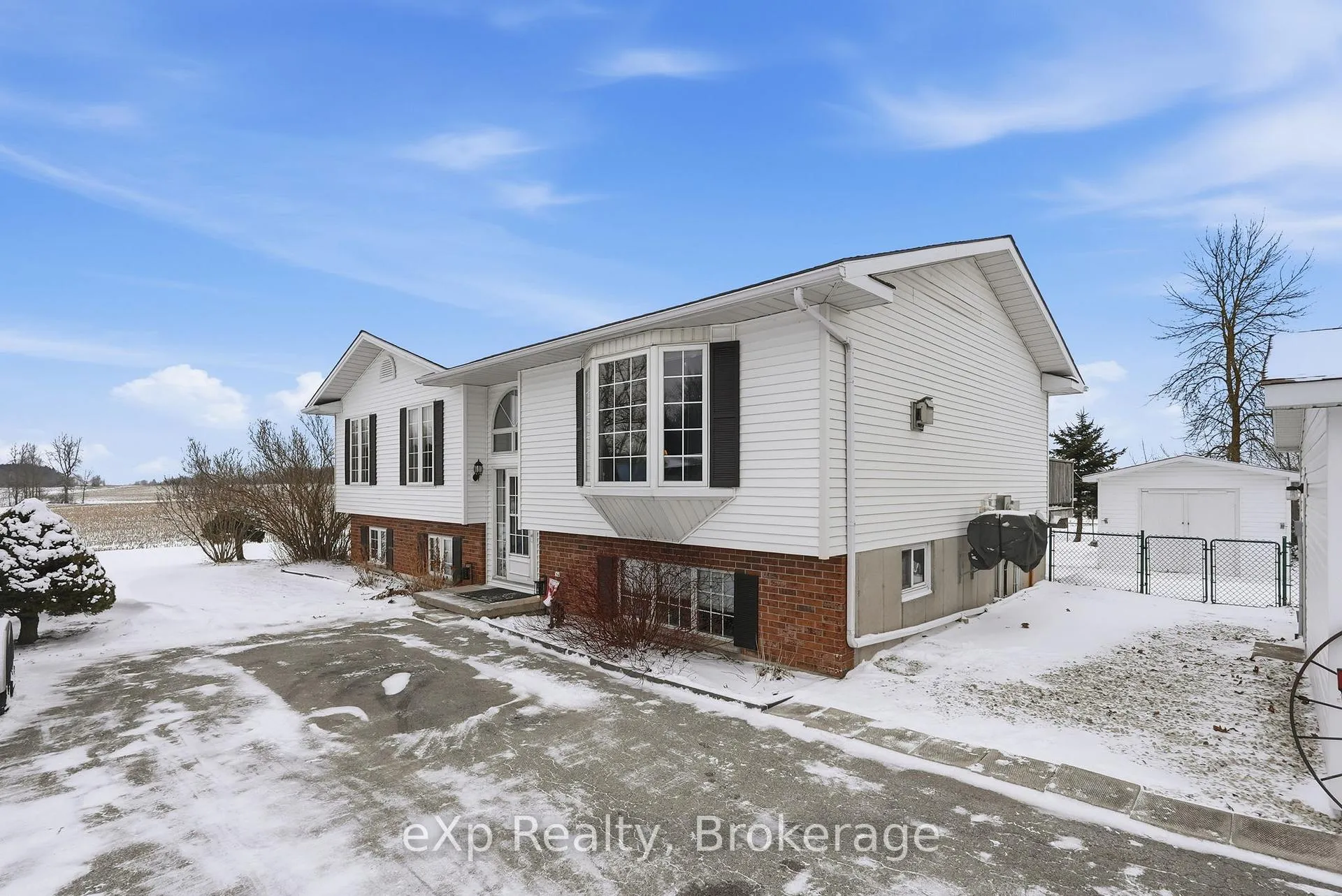 Photo 6 of 9825 West Heritage Street, Minto — HOMEH