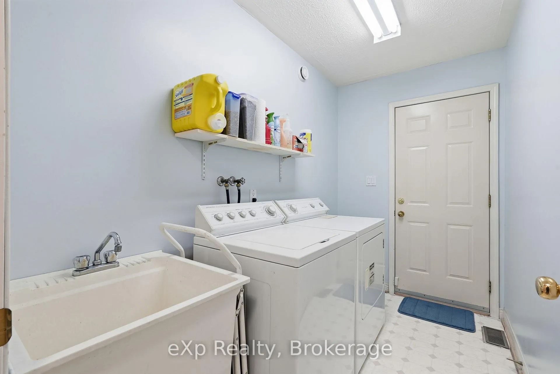 Photo 21 of 9825 West Heritage Street, Minto — HOMEH