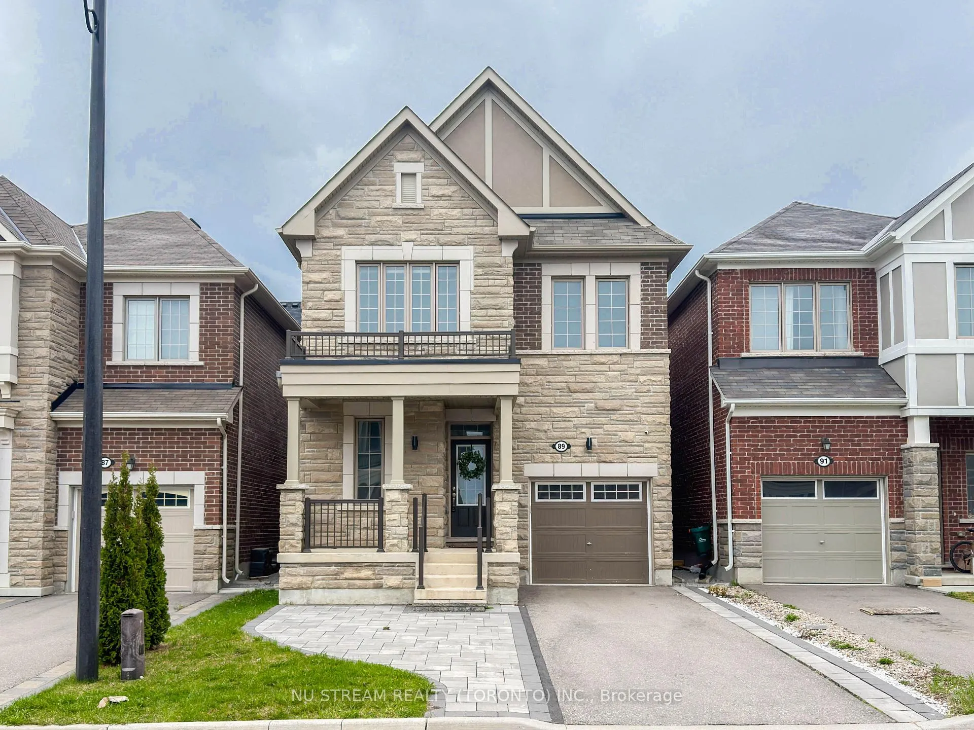 Photo 1 of 89 Hartney Drive, Richmond Hill, Rural Richmond Hill — HOMEH