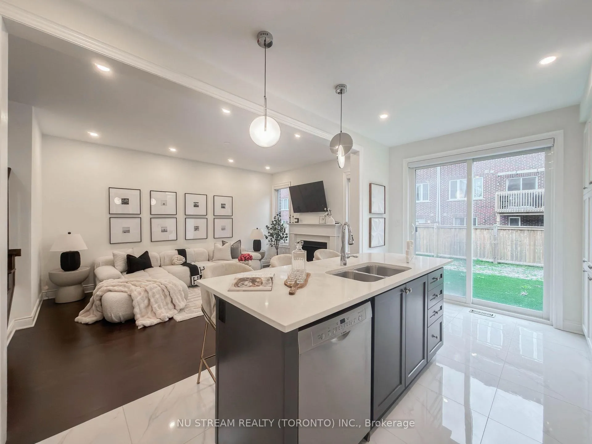 Photo 7 of 89 Hartney Drive, Richmond Hill, Rural Richmond Hill — HOMEH