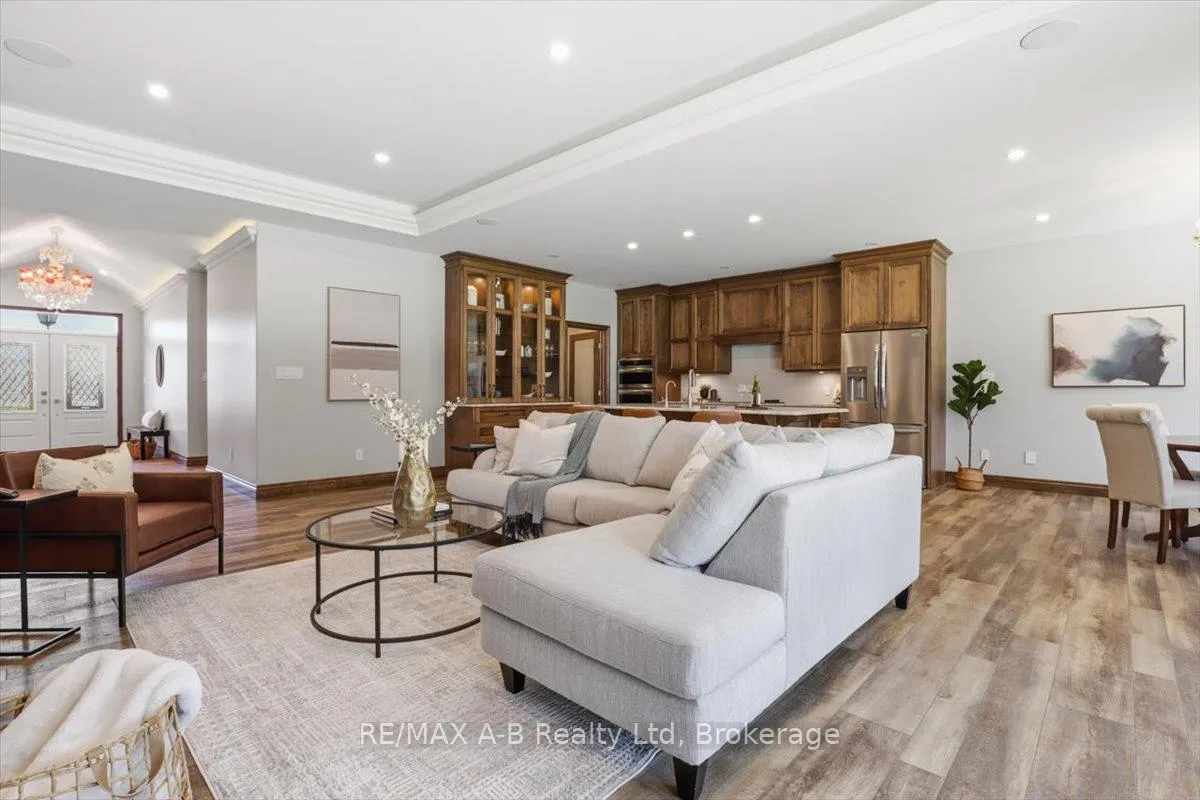 Photo 18 of 54 William Street, West Perth, Mitchell — HOMEH