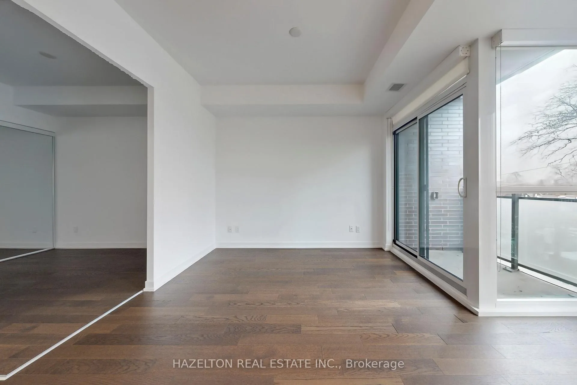 Photo 9 of Unit 421, 38 Howard Park Avenue, Toronto, Roncesvalles — HOMEH