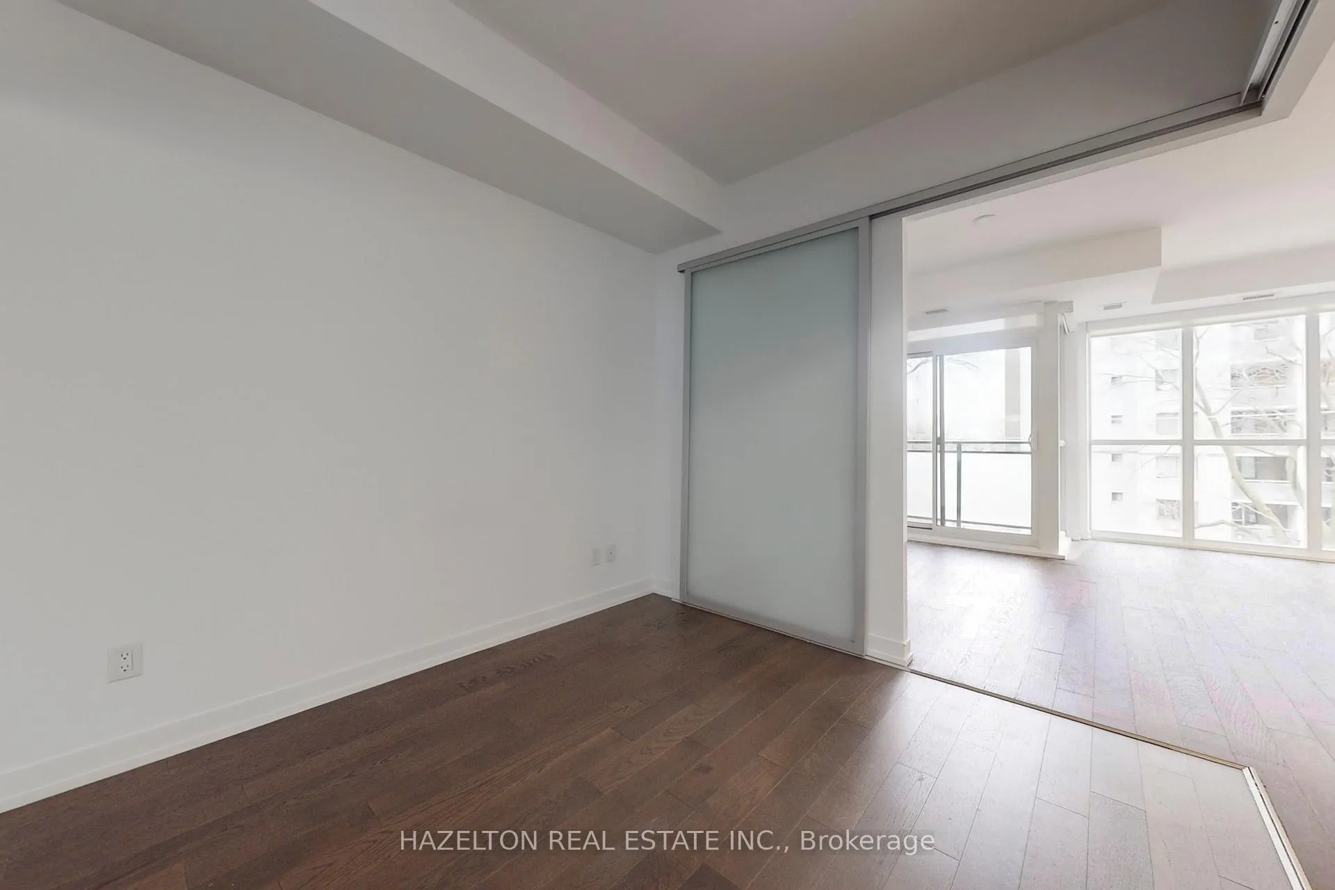 Photo 13 of Unit 421, 38 Howard Park Avenue, Toronto, Roncesvalles — HOMEH
