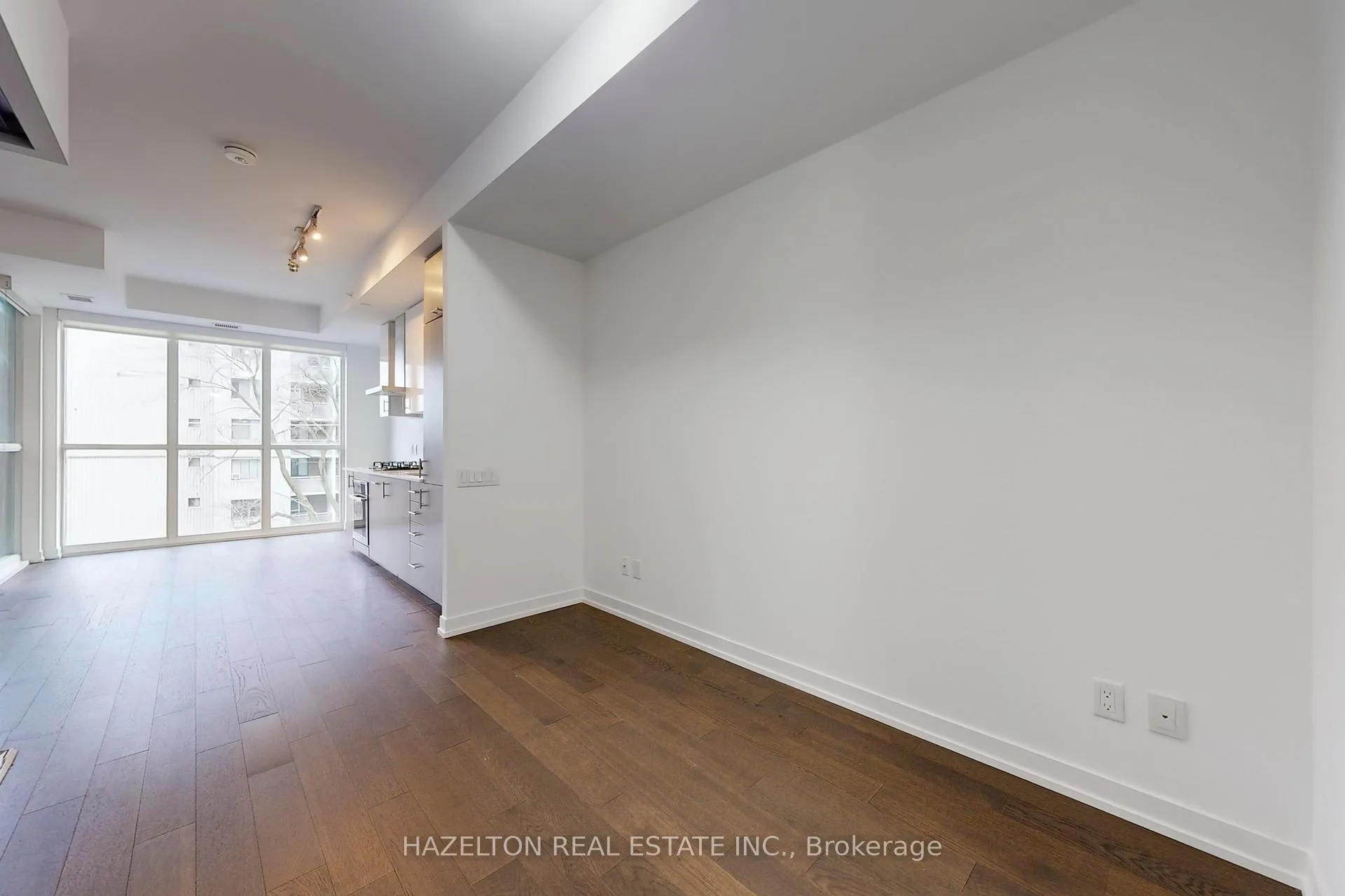 Photo 15 of Unit 421, 38 Howard Park Avenue, Toronto, Roncesvalles — HOMEH