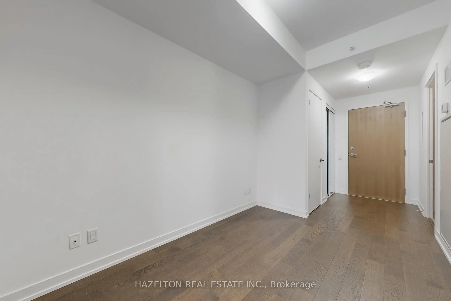 Photo 17 of Unit 421, 38 Howard Park Avenue, Toronto, Roncesvalles — HOMEH