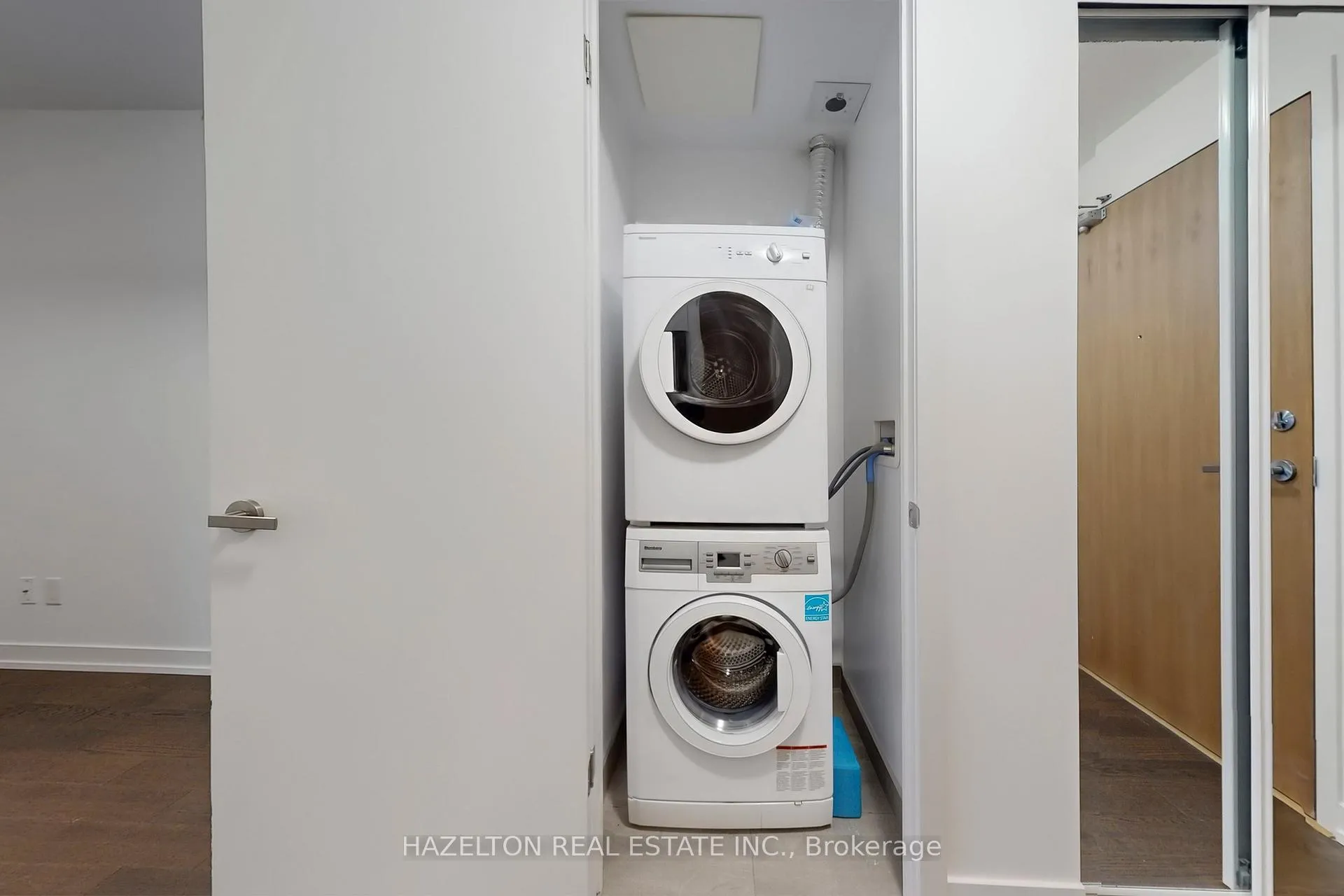 Photo 19 of Unit 421, 38 Howard Park Avenue, Toronto, Roncesvalles — HOMEH